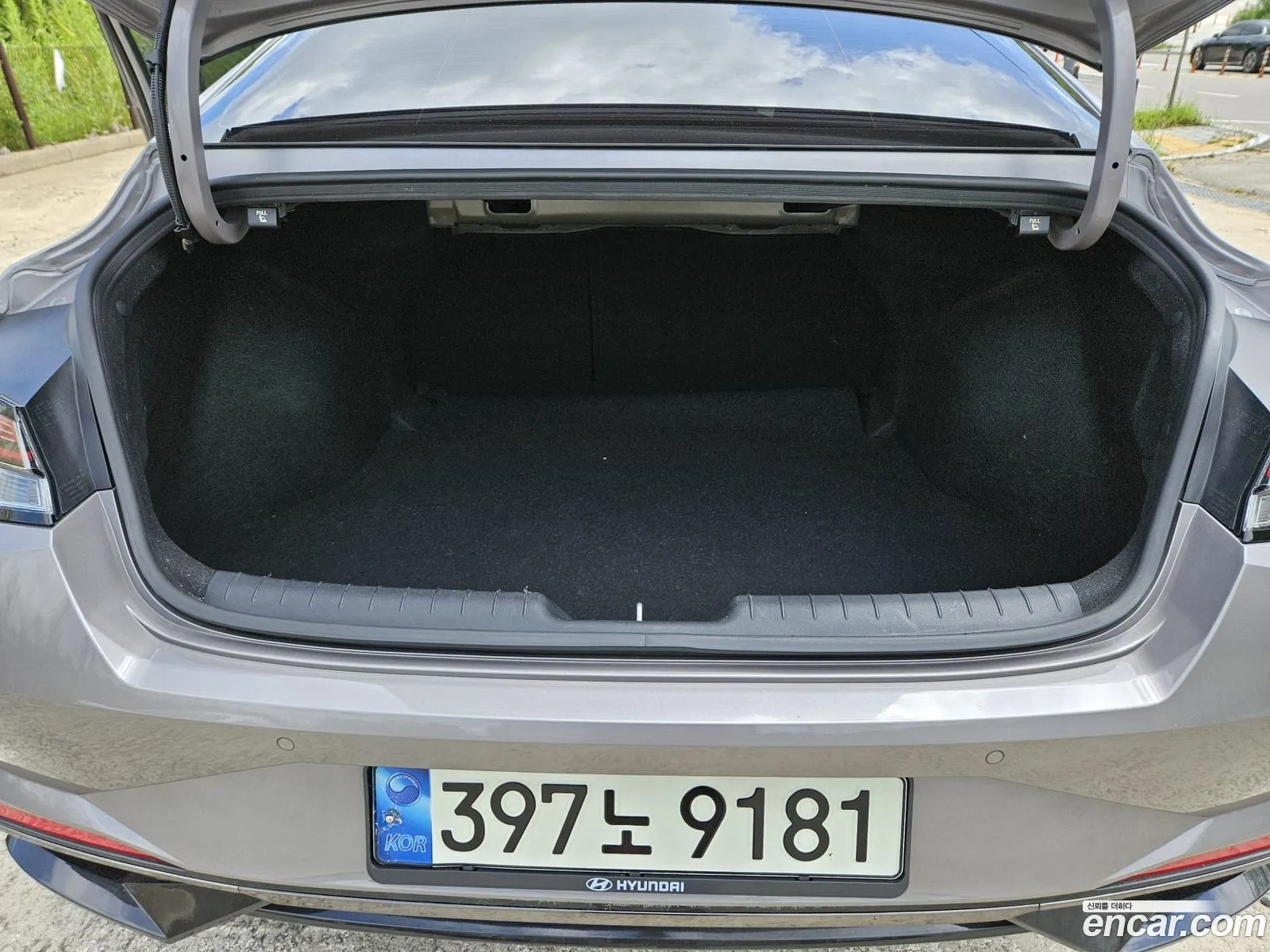 Hyundai Elantra 2022 — 15