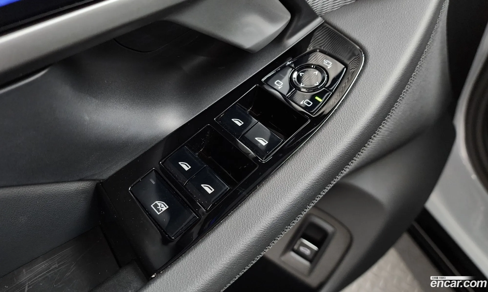 BMW 5 Series 2025 WBA21FJ02SCV18570 — 20
