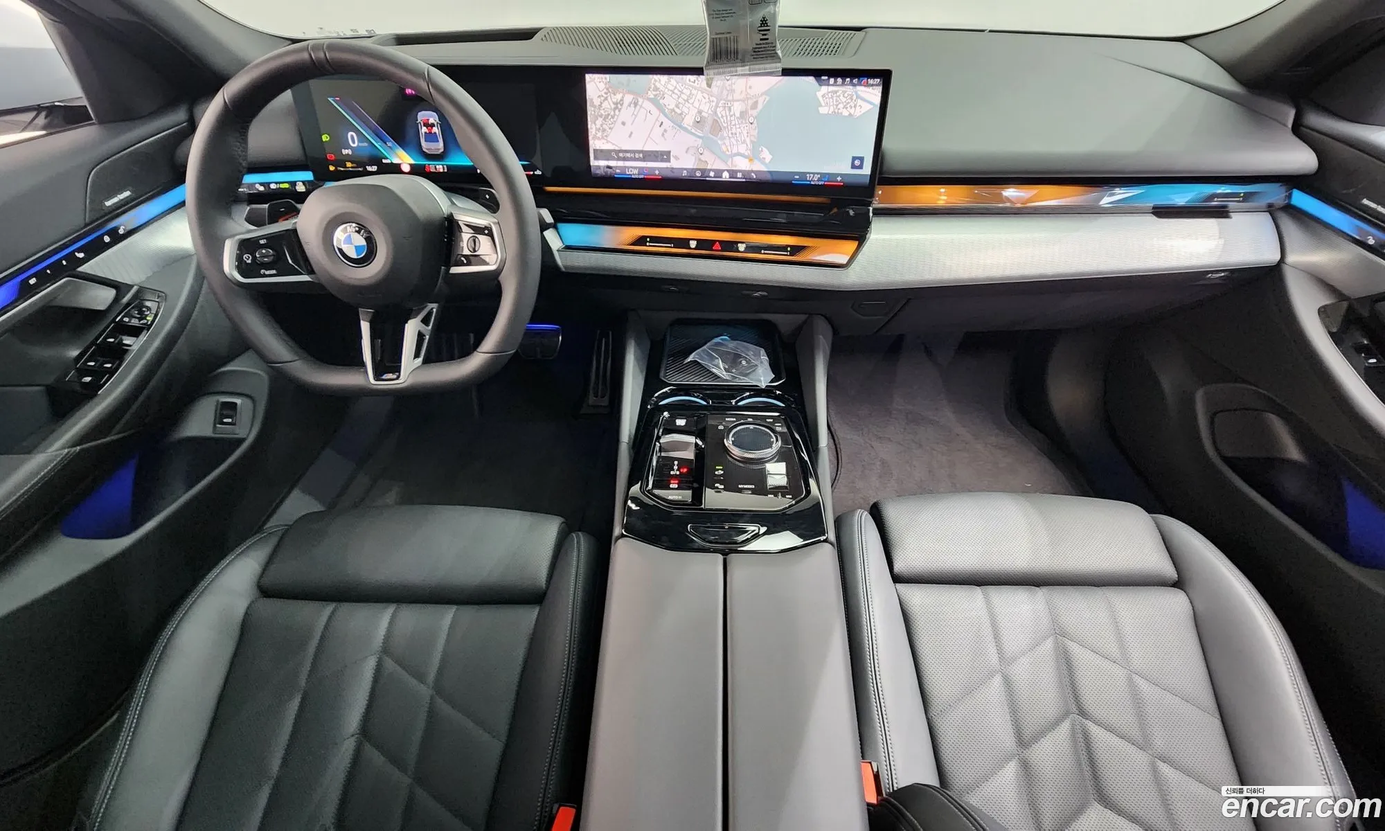 BMW 5 Series 2025 WBA21FJ02SCV18570 — 18