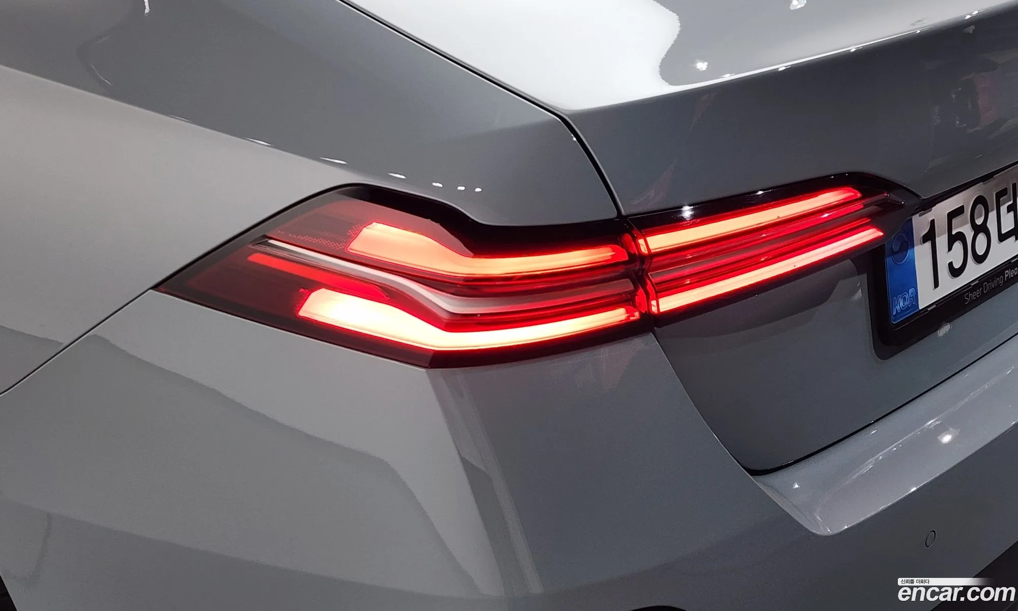 BMW 5 Series 2025 WBA21FJ02SCV18570 — 3
