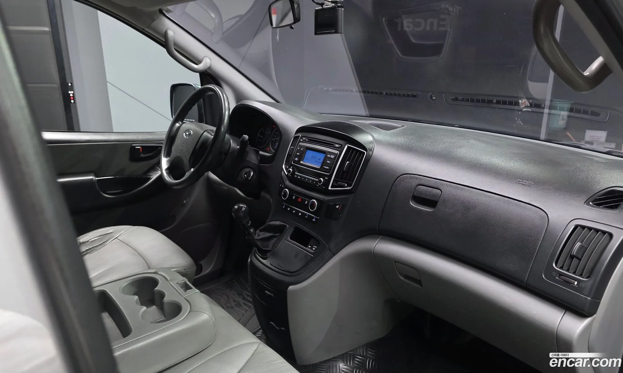 Hyundai Grand Starex 2017 — 10