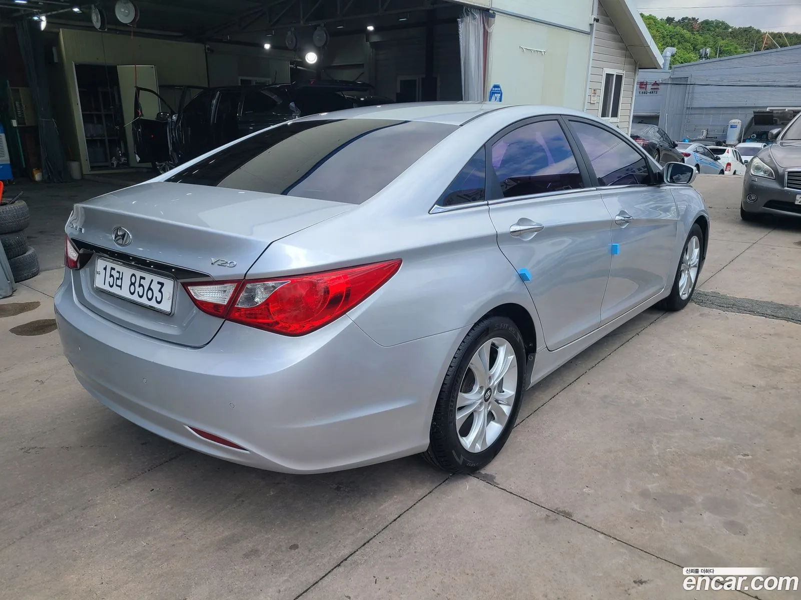 Hyundai YF Sonata