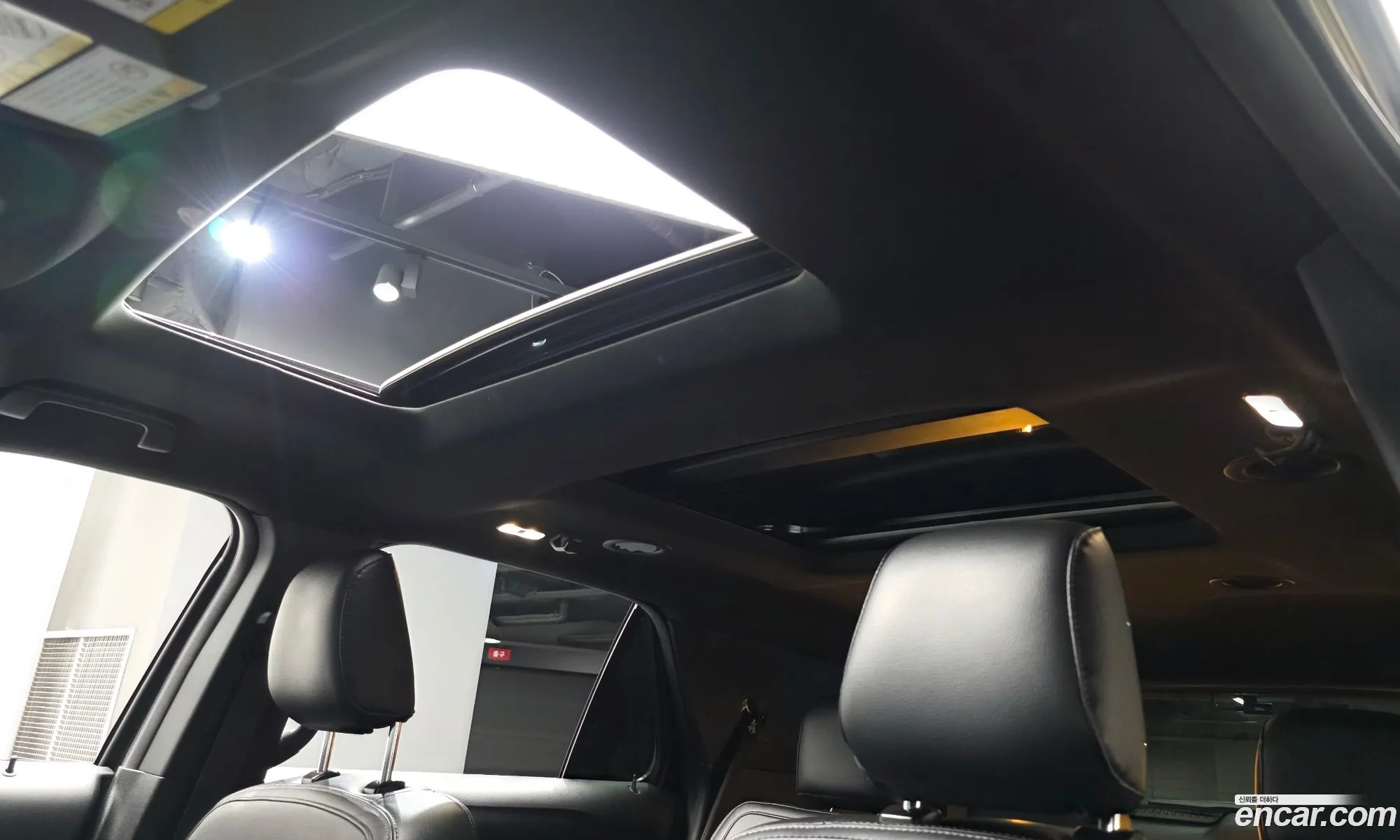 Ford Explorer 2019 1FM5K8FH1KGA80166 — 34