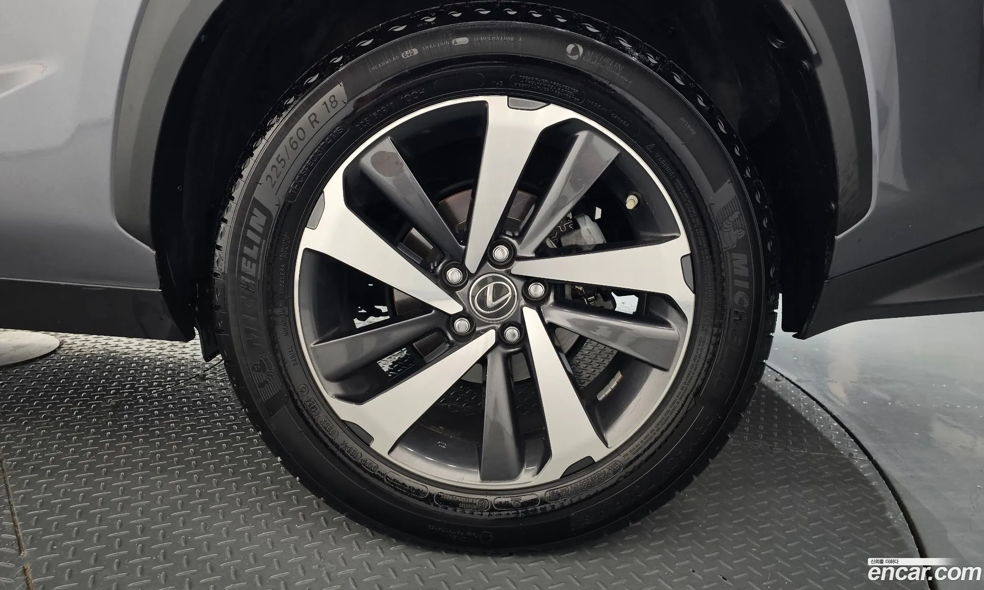 Lexus NX300 2018 JTJBARBZ4J2152954 — 23