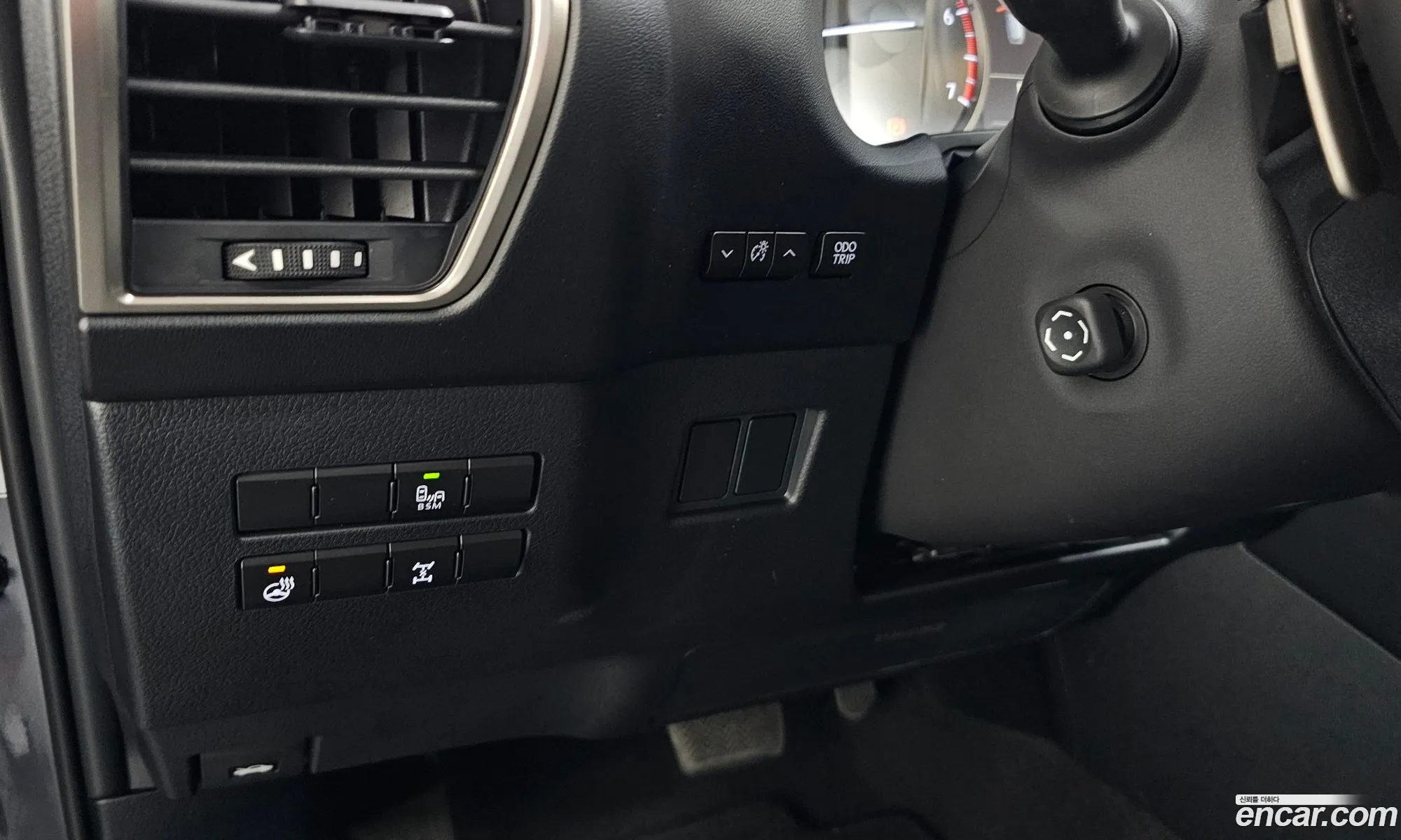 Lexus NX300 2018 JTJBARBZ4J2152954 — 20