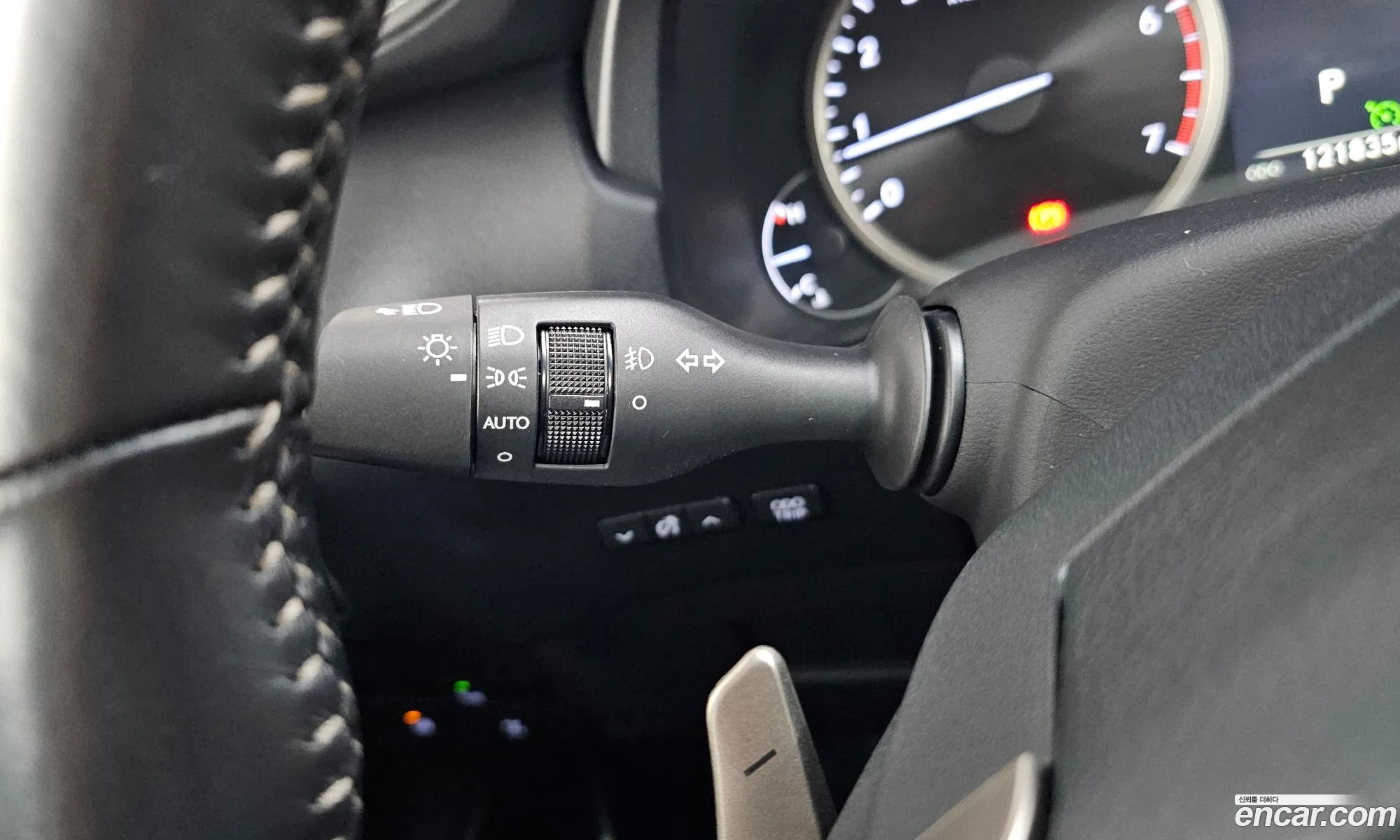 Lexus NX300 2018 JTJBARBZ4J2152954 — 27
