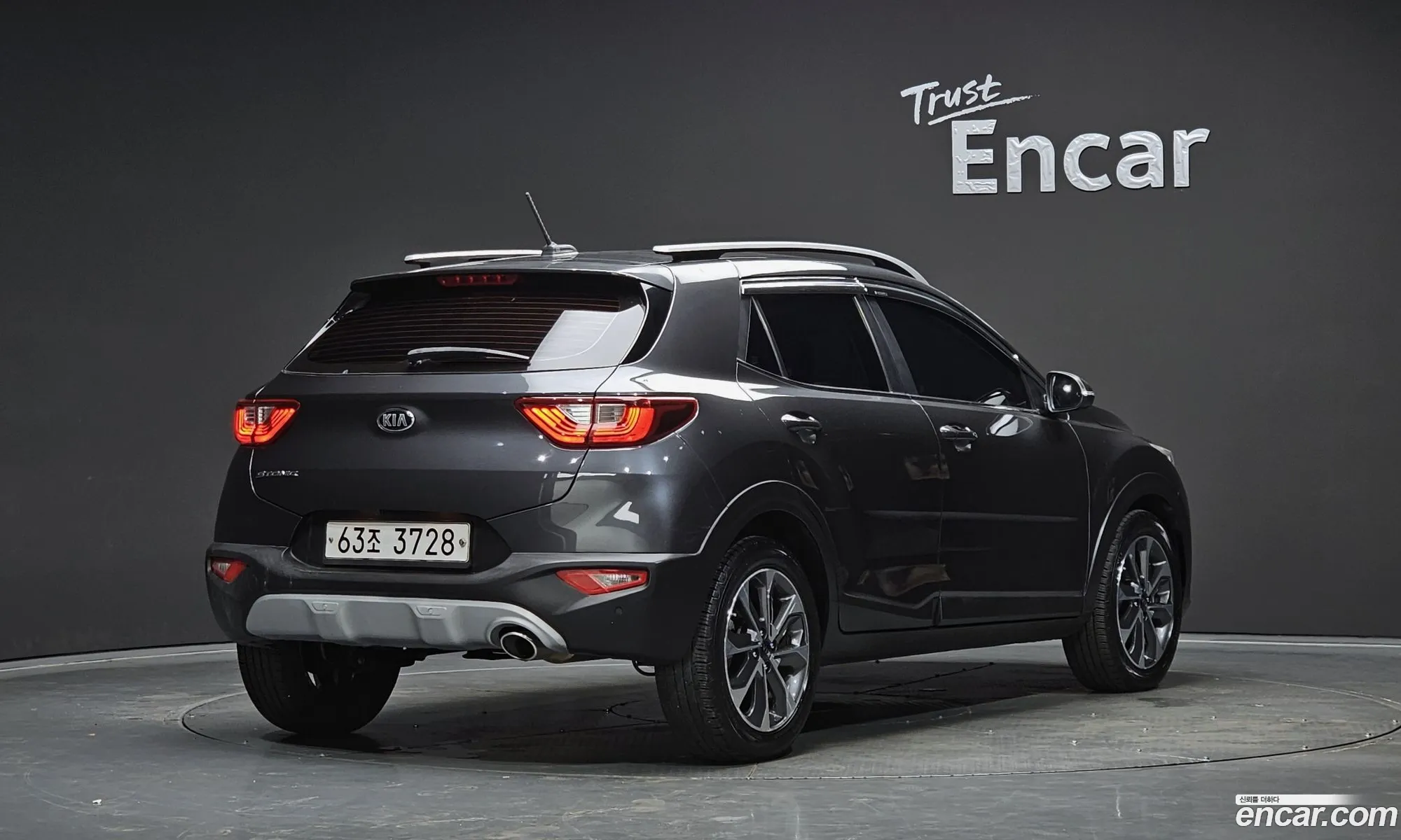 Kia Stonic 2017 KNADE815GJS091404 — 7