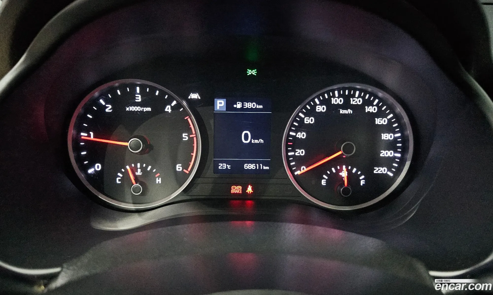 Kia Stonic 2017 KNADE815GJS091404 — 16
