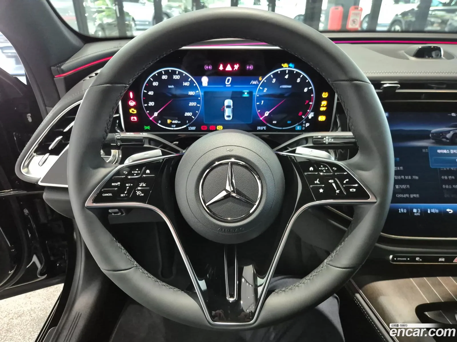 Mercedes-Benz E-Class W214 2025 — 10