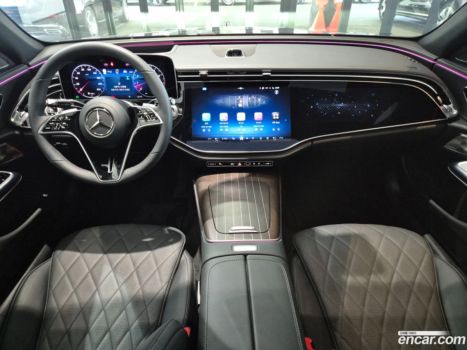 Mercedes-Benz E-Class W214 2025 — 14