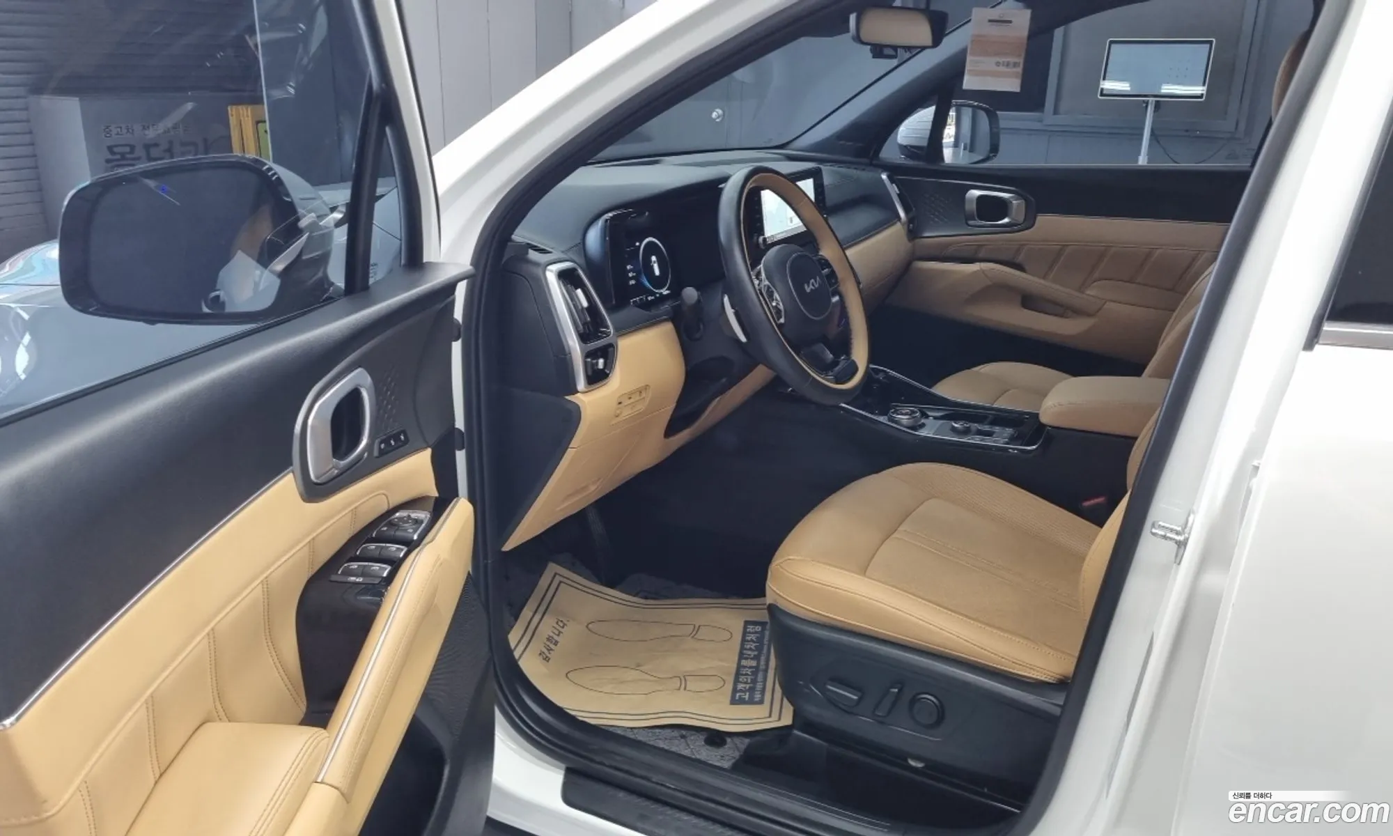 Kia Sorento 2022 — 18