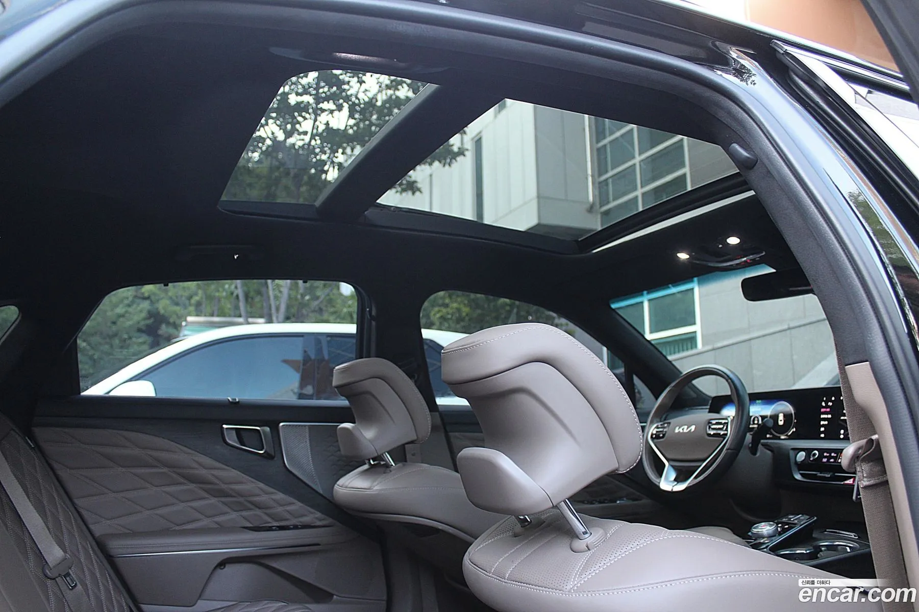 Kia K8 2023 — 14