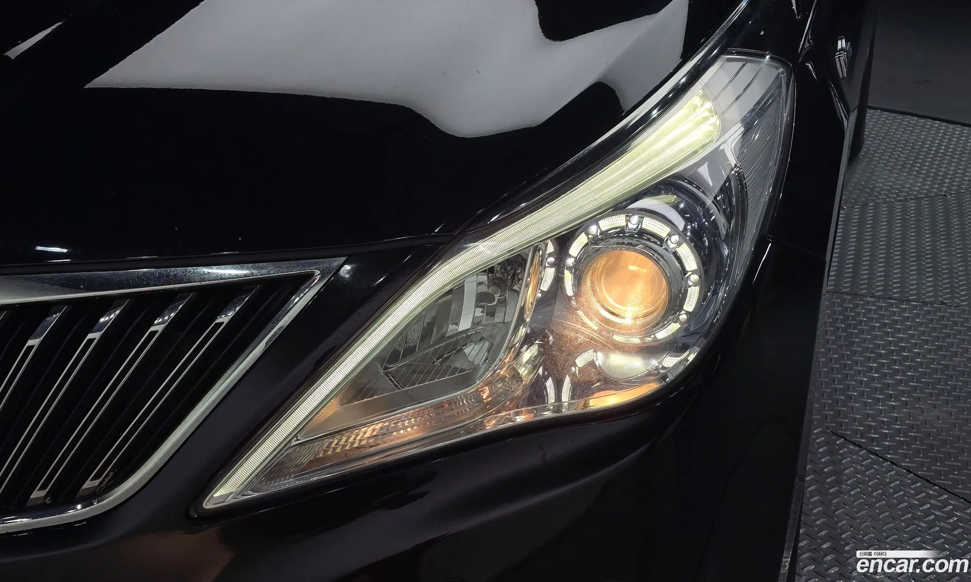 Hyundai Grandeur HG Hybrid
