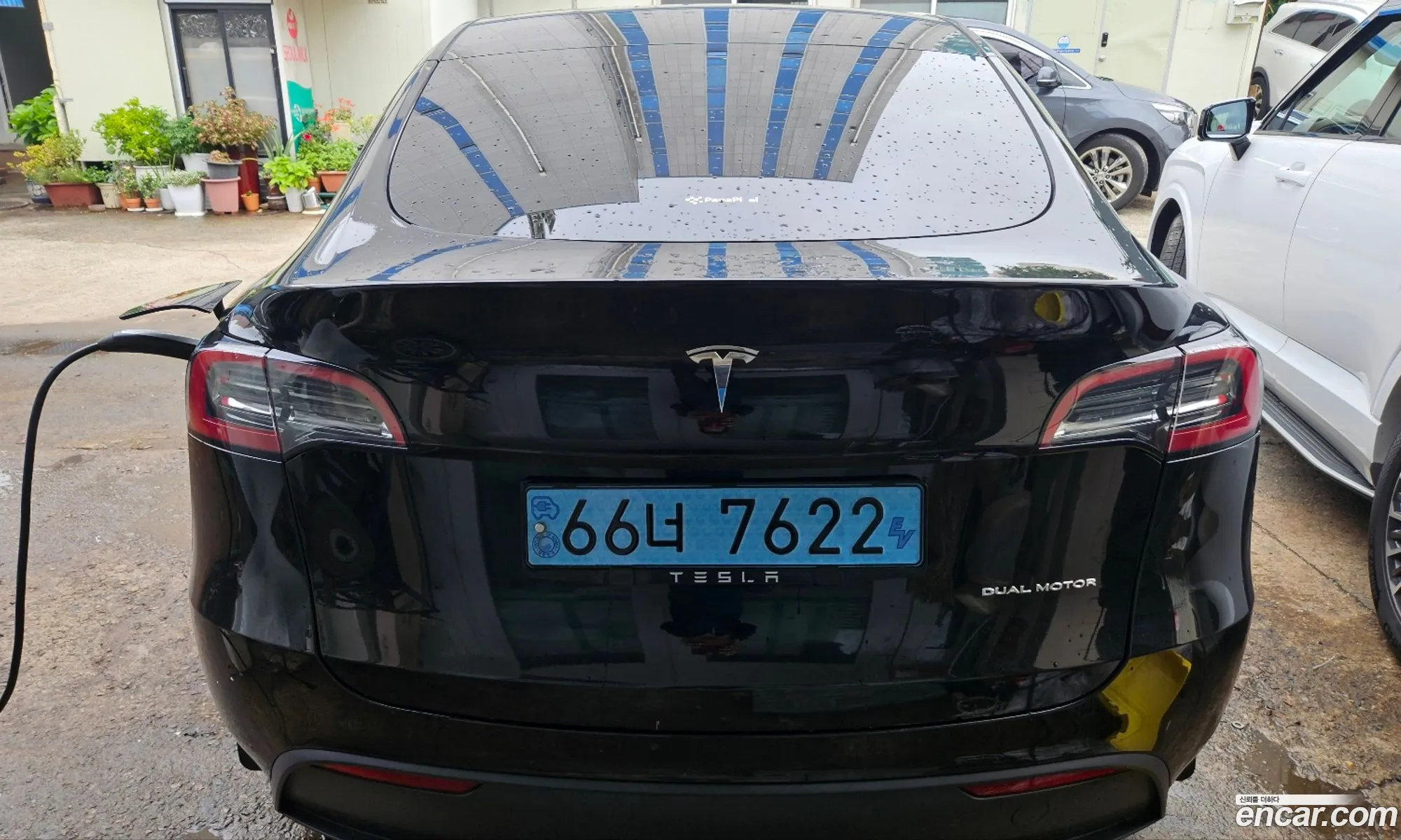 Tesla Model Y 2023 — 3
