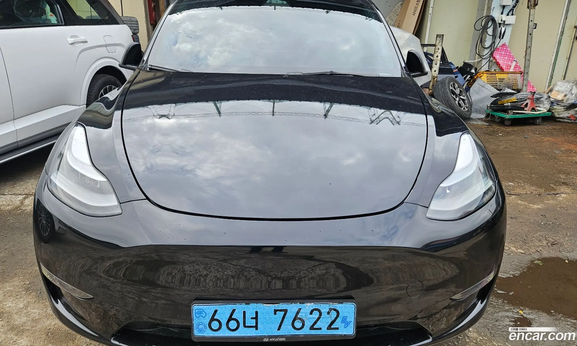 Tesla Model Y 2023 — 9