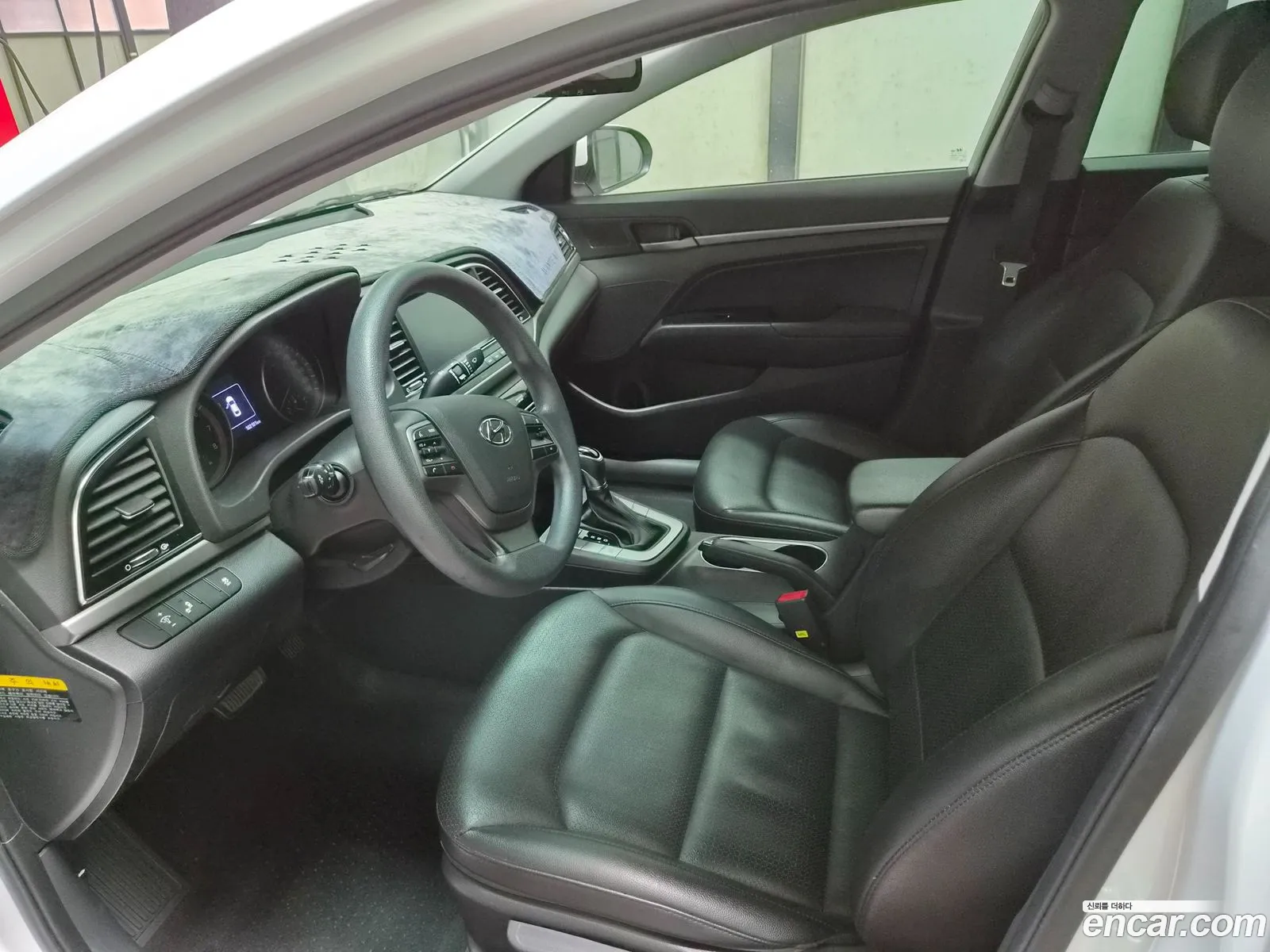 Hyundai Elantra AD 2017 — 2