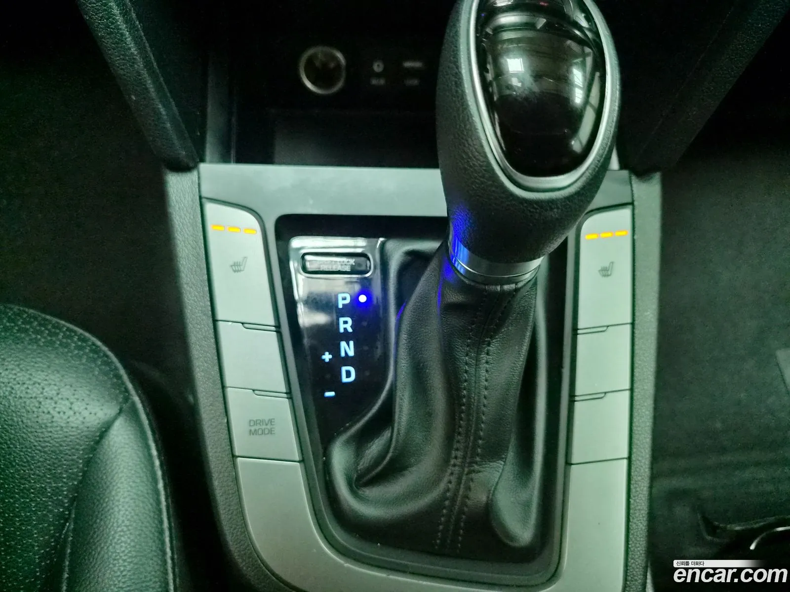 Hyundai Elantra AD 2017 — 16