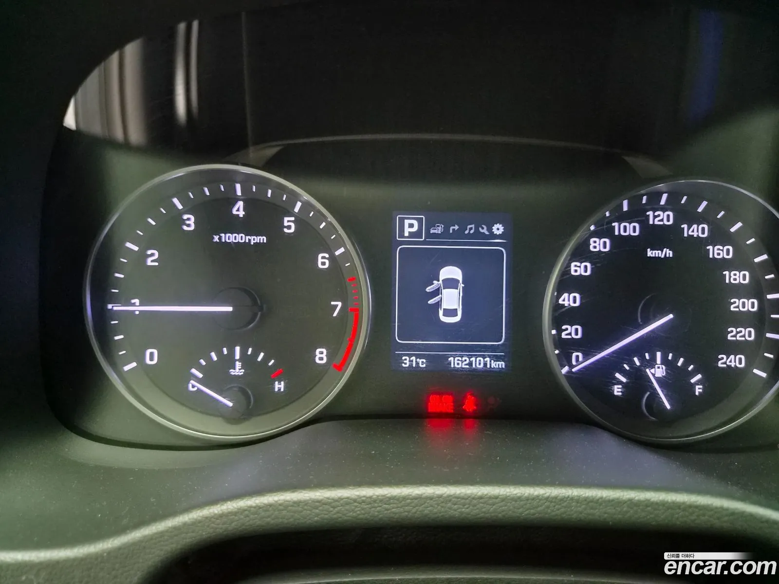 Hyundai Elantra AD 2017 — 15