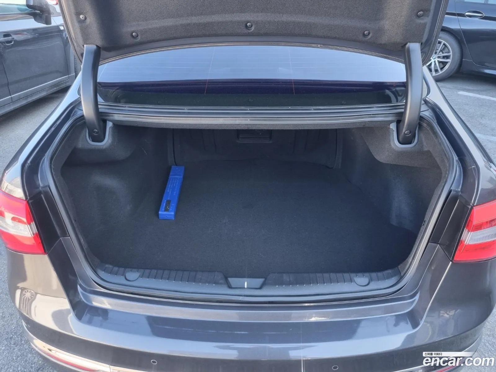 Kia K7 2013 — 18
