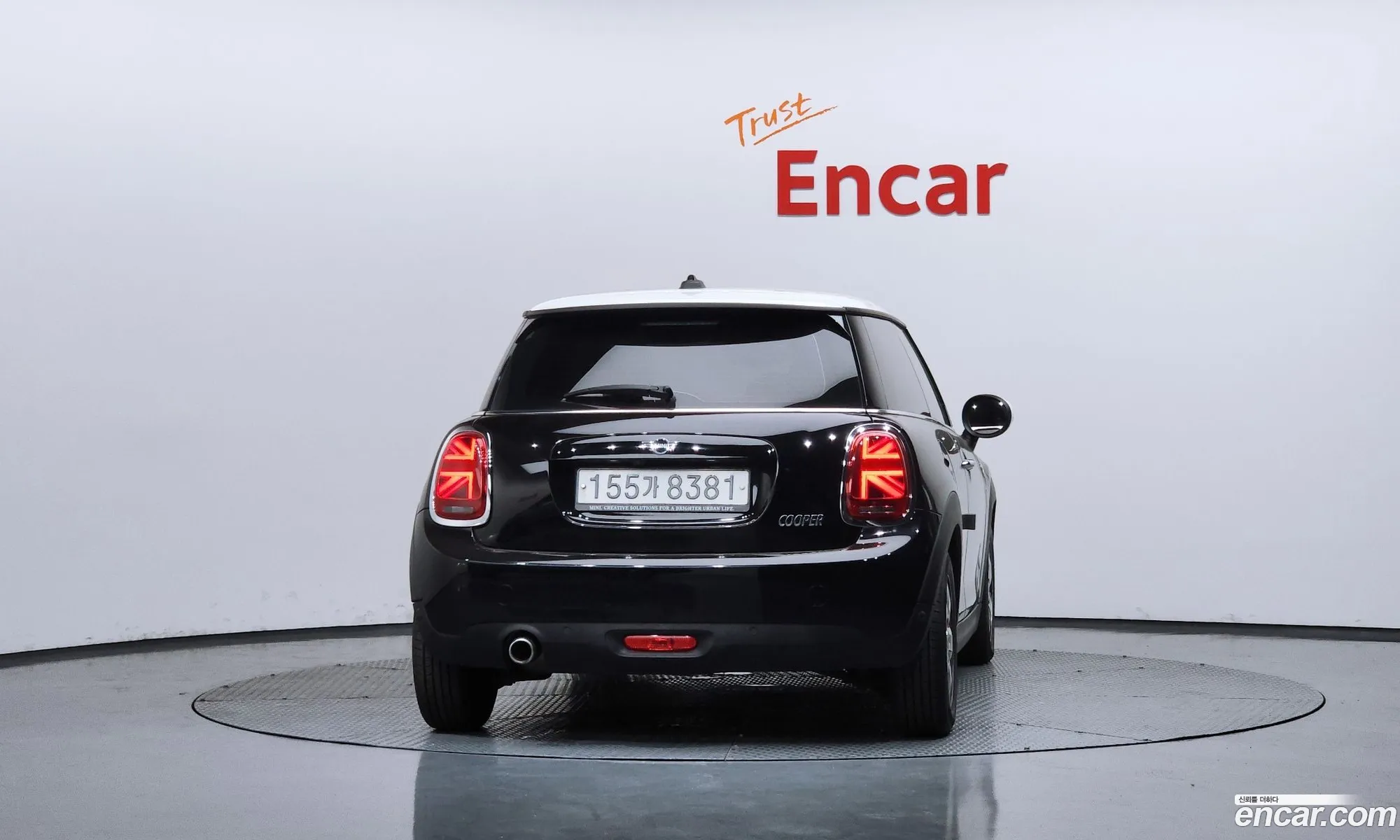 Mini Cooper 2020 — 32
