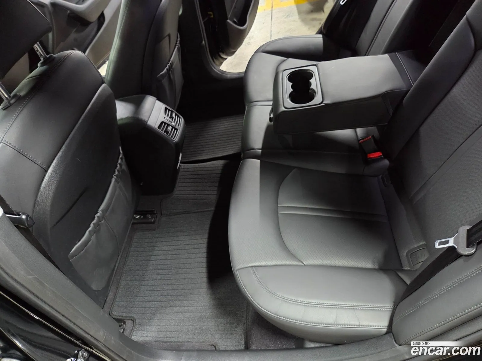 Hyundai LF Sonata Hybrid 2016 — 11