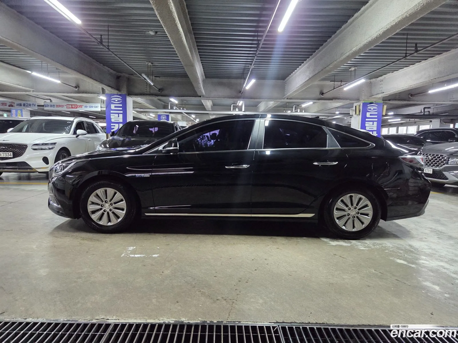 Hyundai LF Sonata Hybrid 2016 — 12