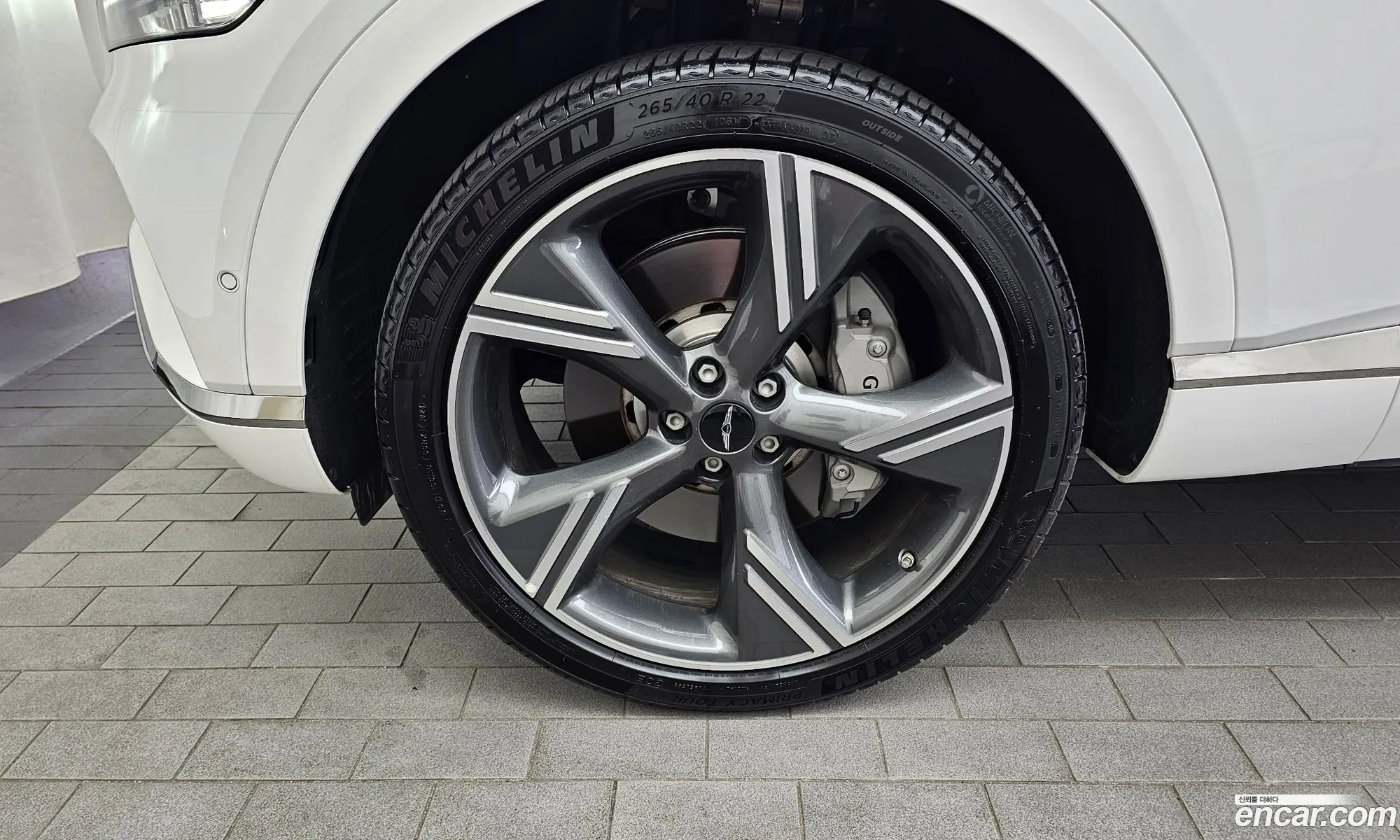 Genesis GV80 2024 KMTHA81BBRU235787 — 31