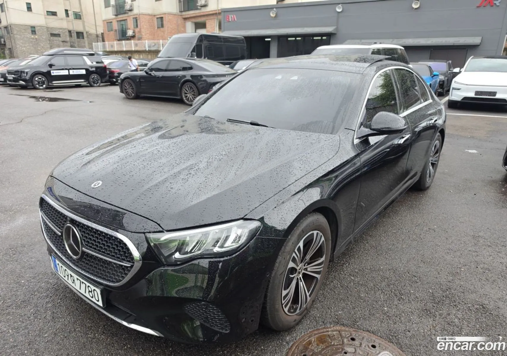 Mercedes-Benz E-Class W214 2025 — 10