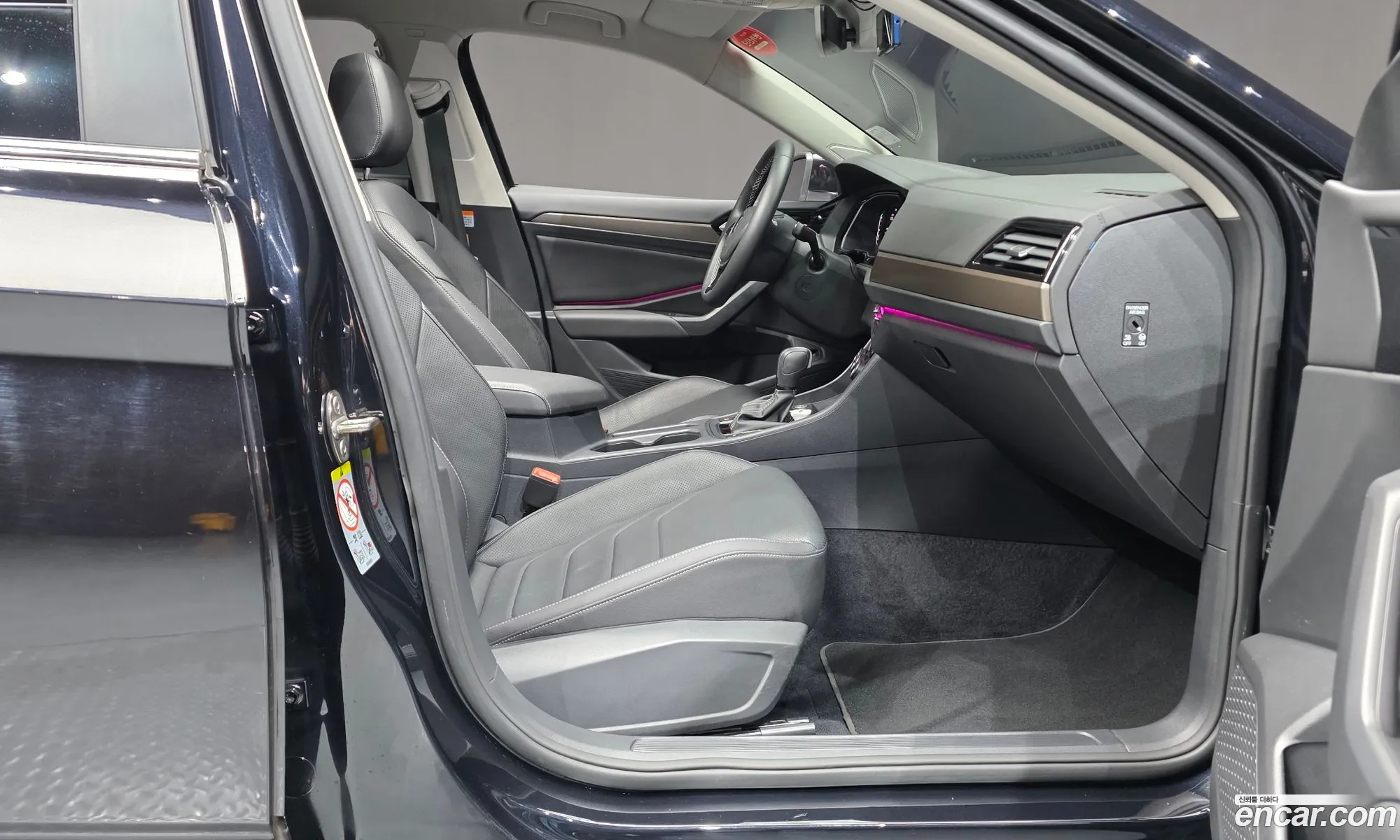 Volkswagen Jetta 7th Gen 2021 — 16