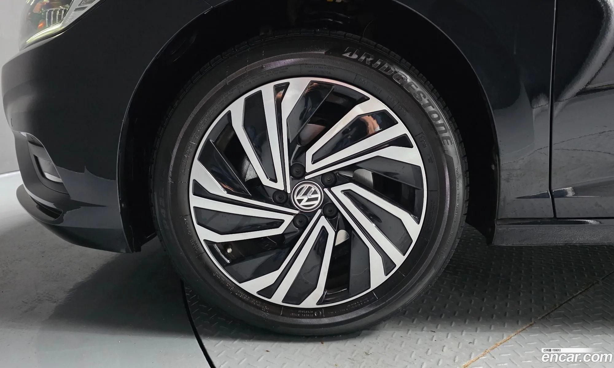 Volkswagen Jetta 7th Gen 2021 — 7