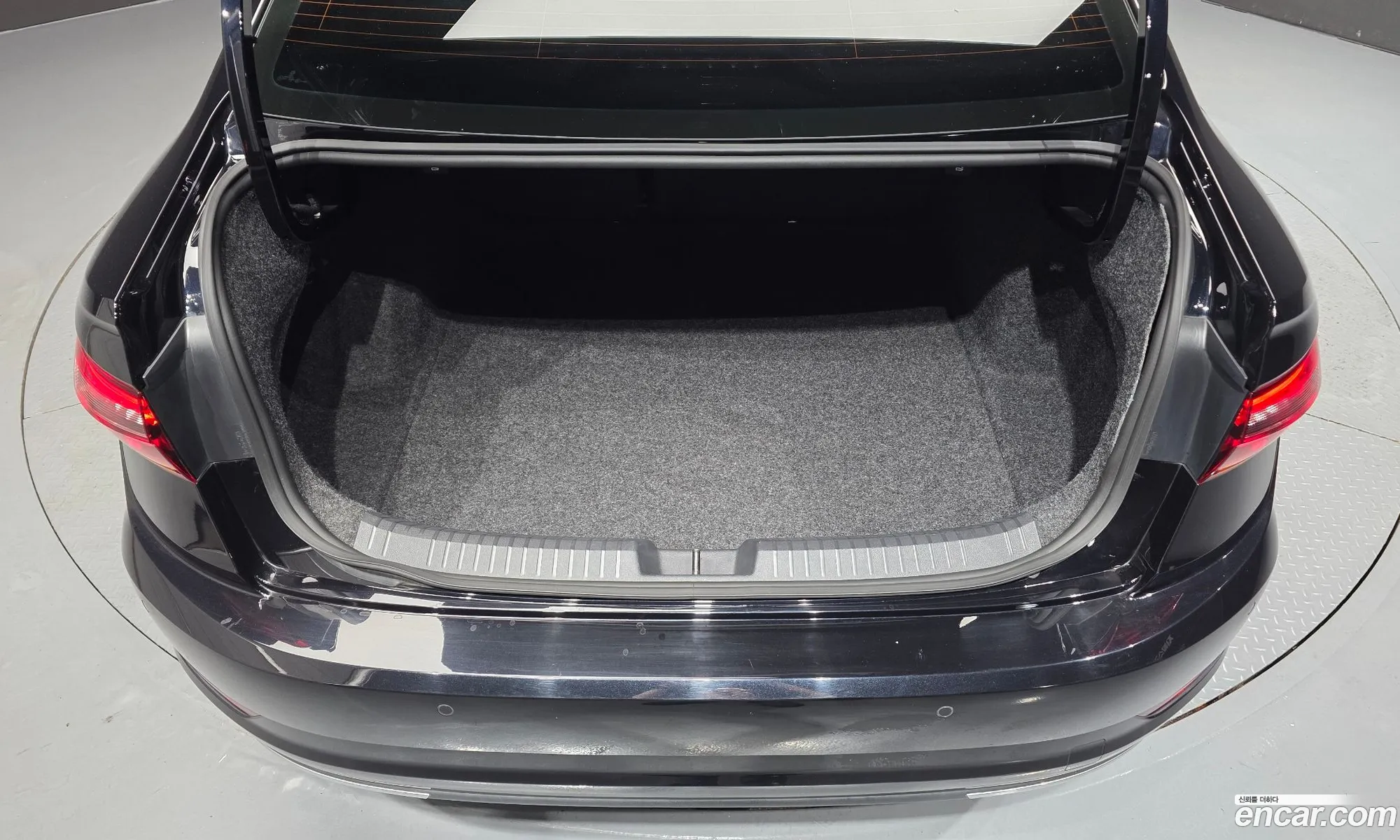 Volkswagen Jetta 7th Gen 2021 — 27