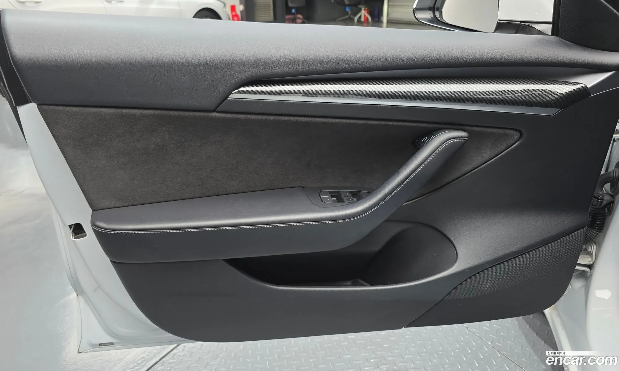 Tesla Model 3 2022 — 9