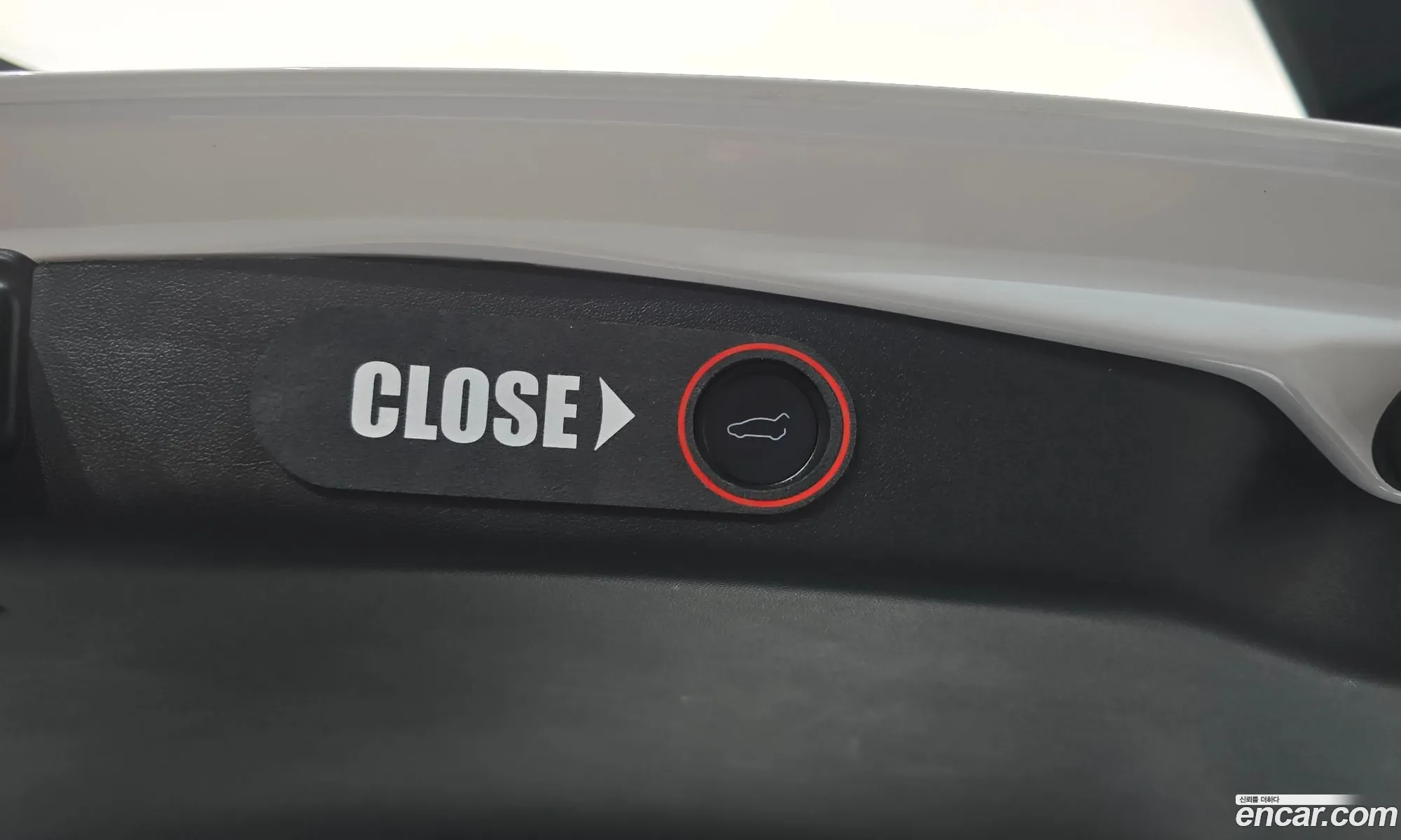 Tesla Model 3 2022 — 16
