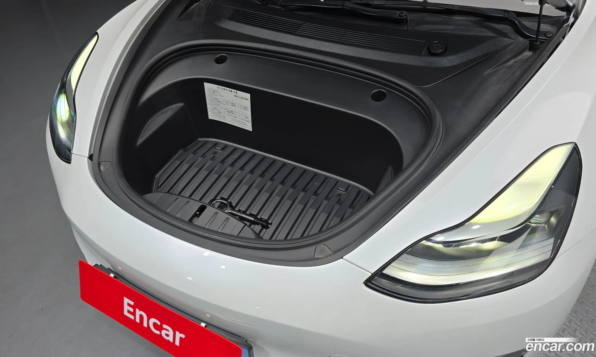 Tesla Model 3 2022 — 22