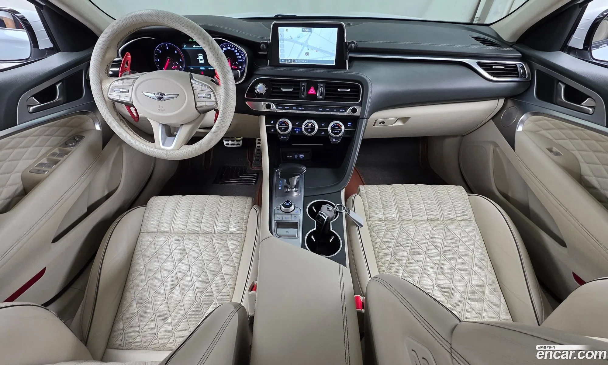 Genesis G70 2018 KMTG441BDKU029387 — 18
