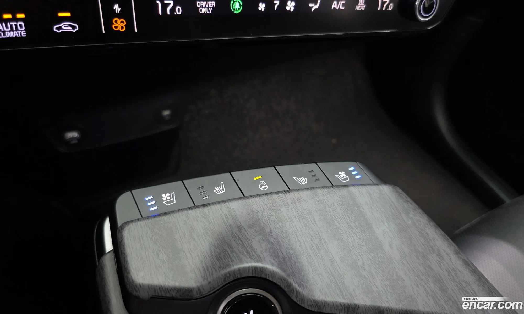 Kia EV6 2022 KNAC281BFNA084225 — 26
