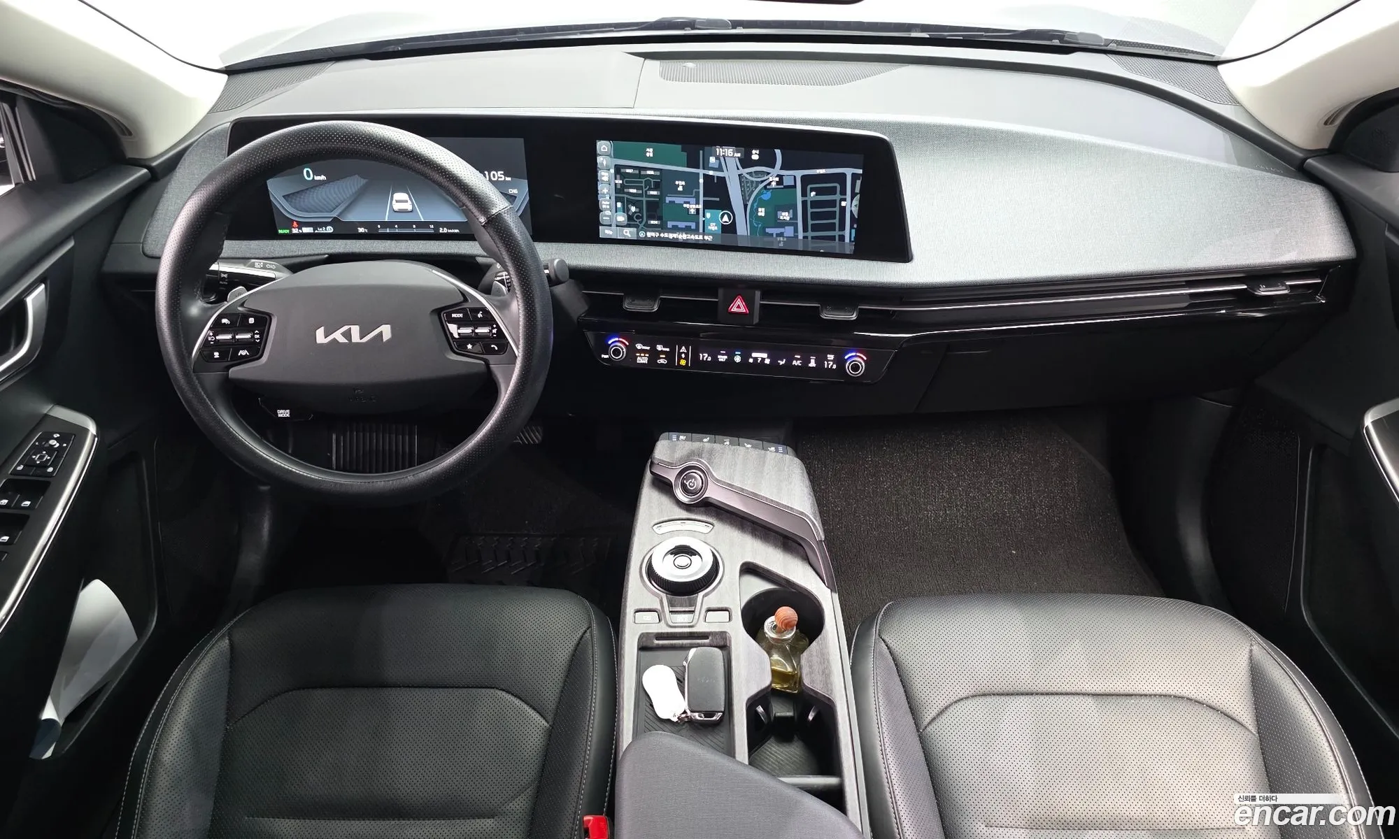 Kia EV6 2022 KNAC281BFNA084225 — 3