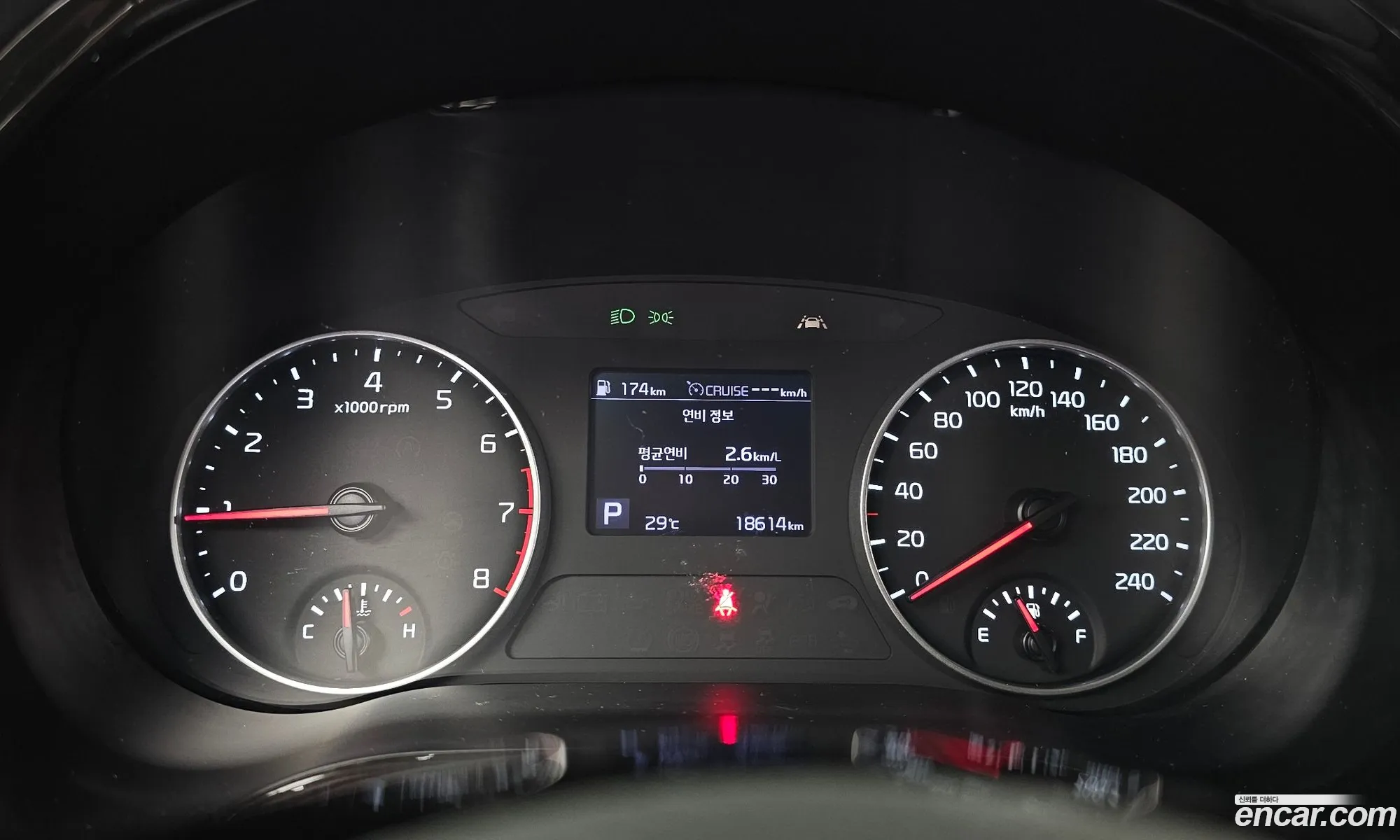 Kia Seltos 2019 KNAER812GLK021923 — 18