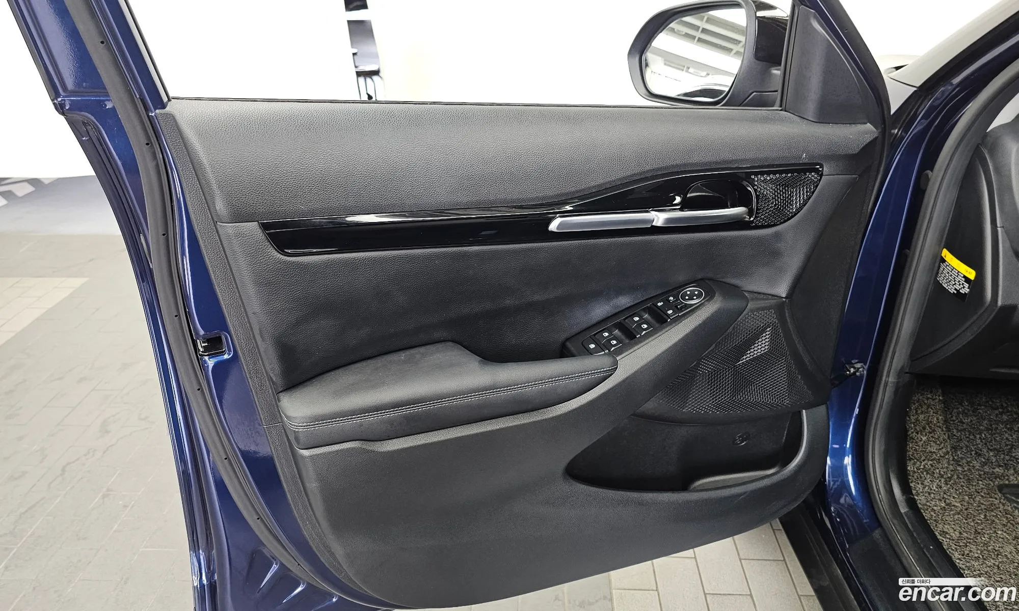 Kia Seltos 2019 KNAER812GLK021923 — 24