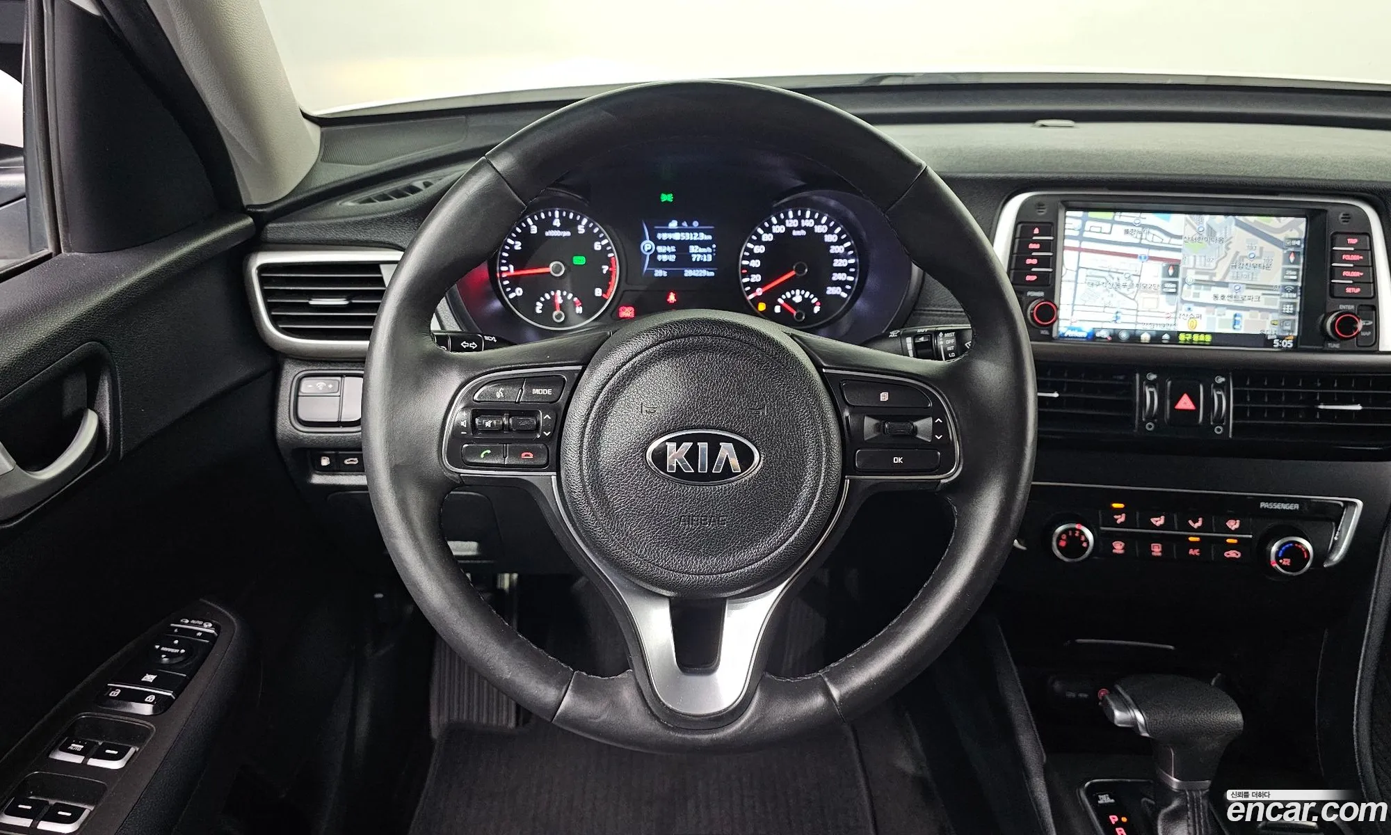 Kia K5 2017 — 17