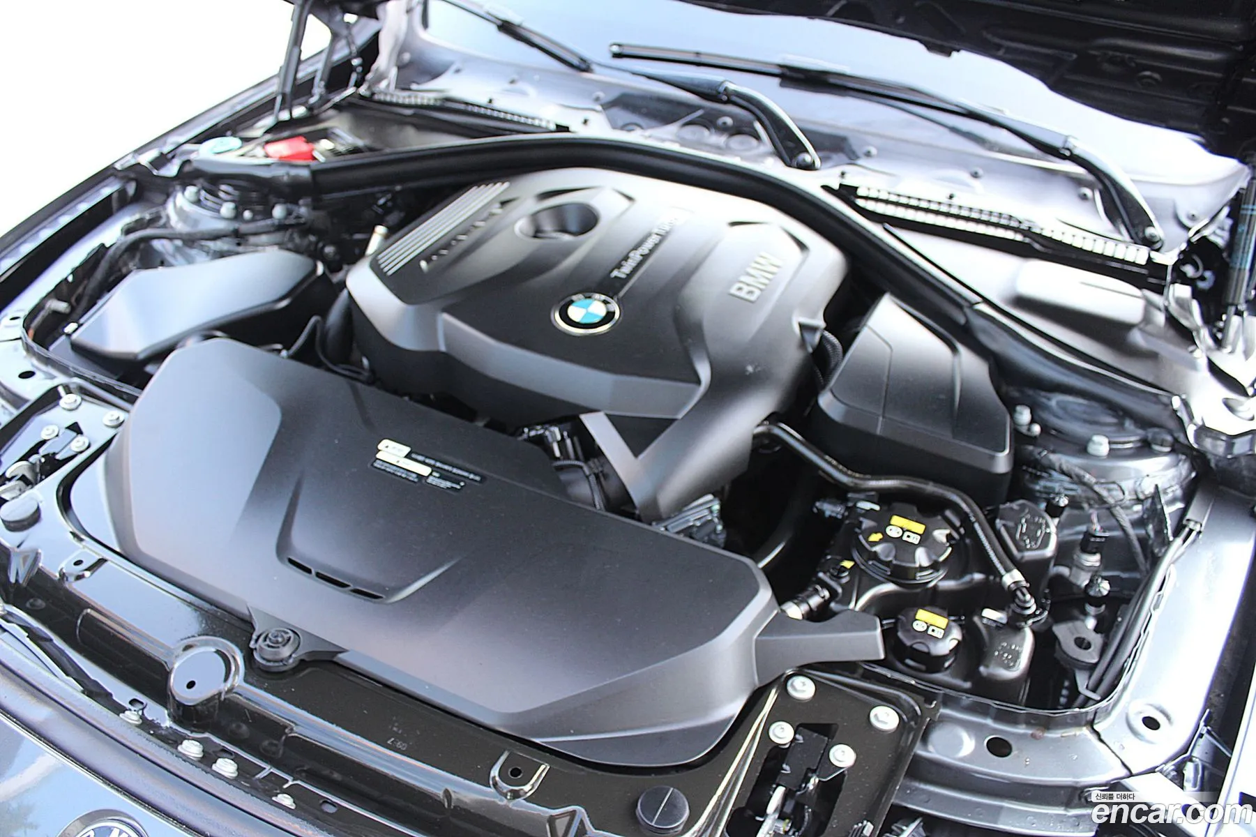 BMW 3 Series 2017 — 9