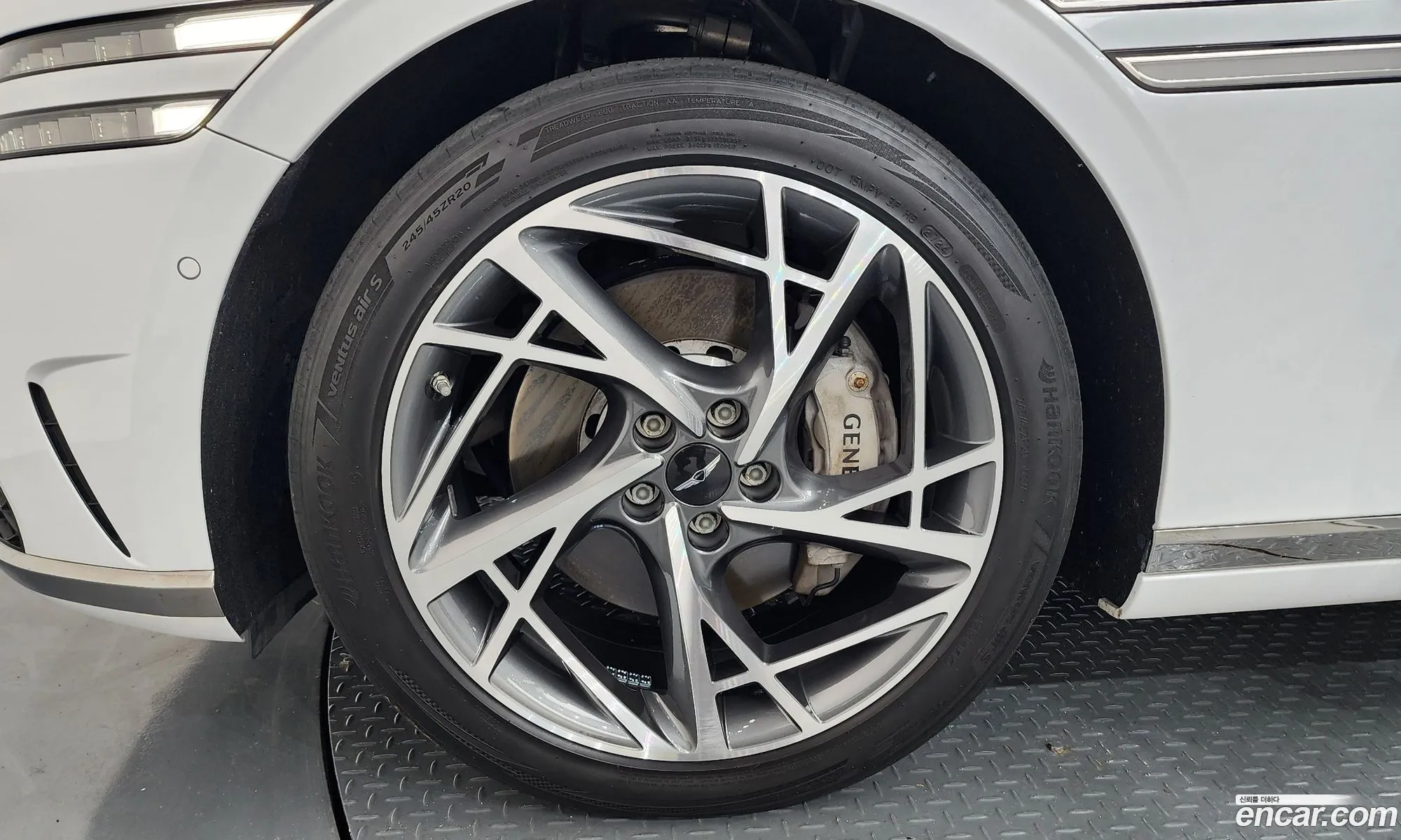 Genesis G90 2022 KMTFA41DDNU015242 — 29