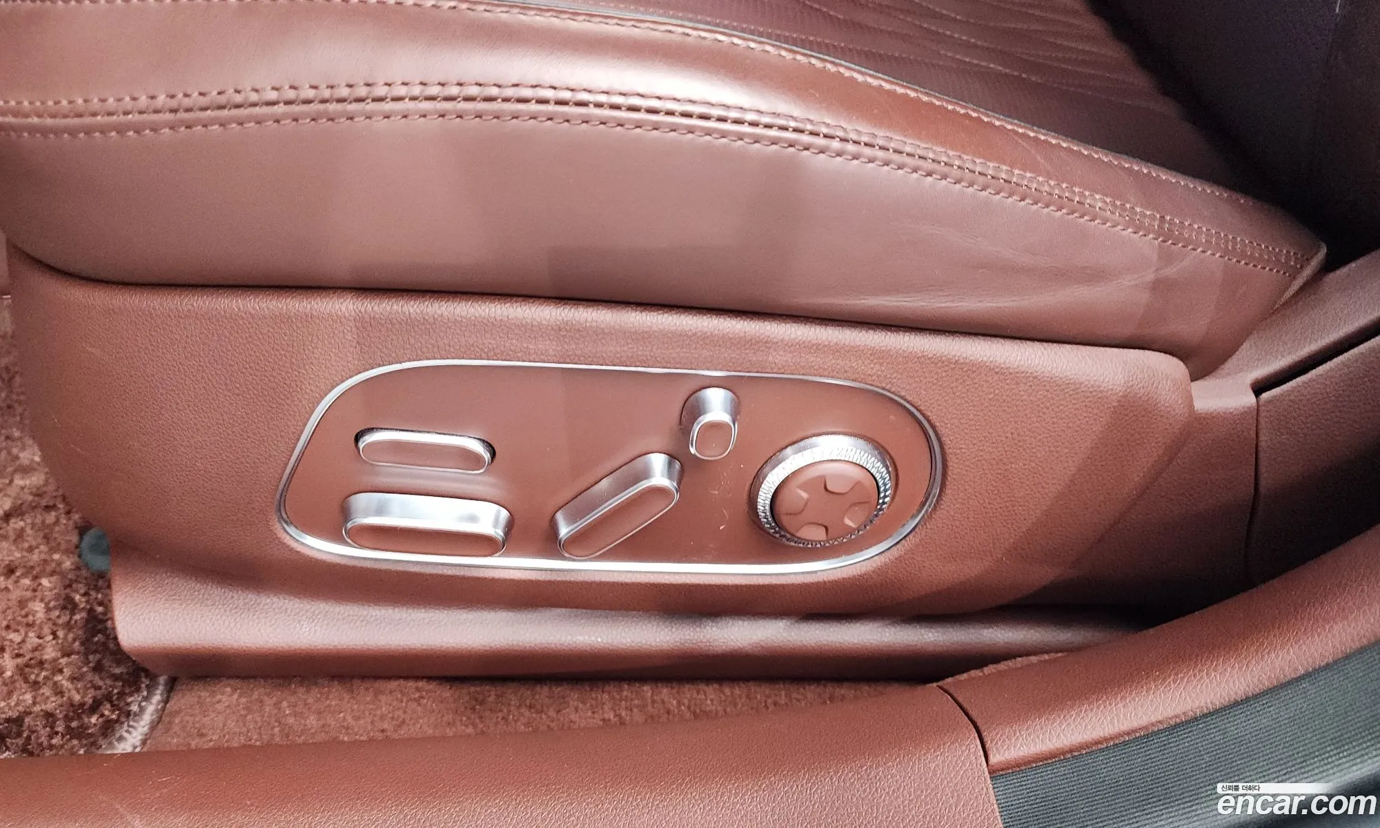 Genesis G90 2022 KMTFA41DDNU015242 — 22