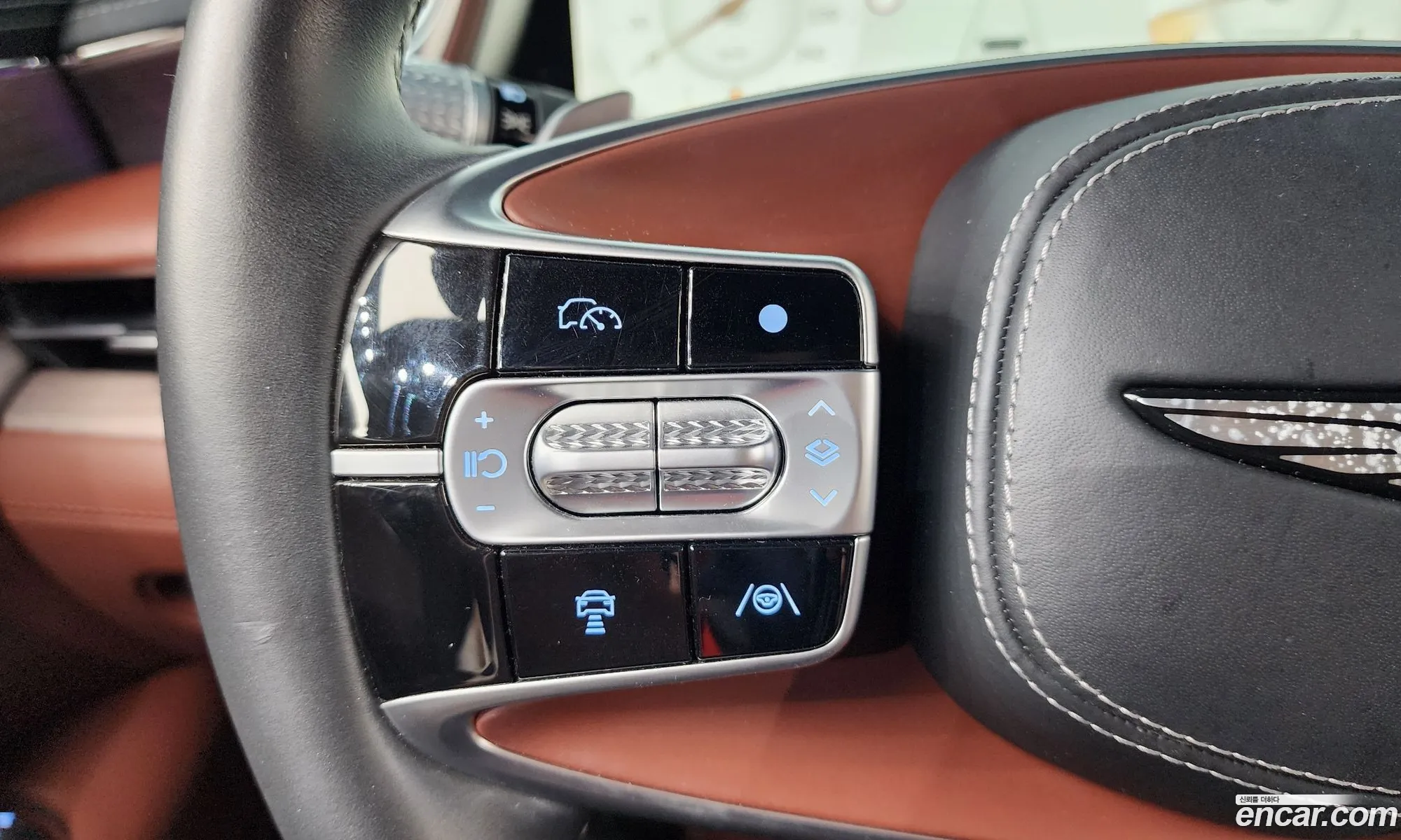 Genesis G90 2022 KMTFA41DDNU015242 — 25