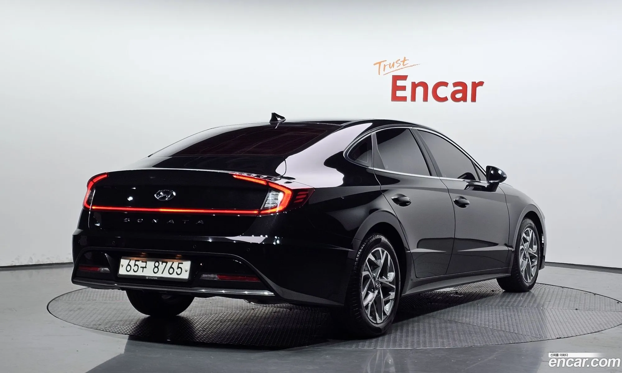 Hyundai Sonata 2019 KMHL141EBLA033131 — 4