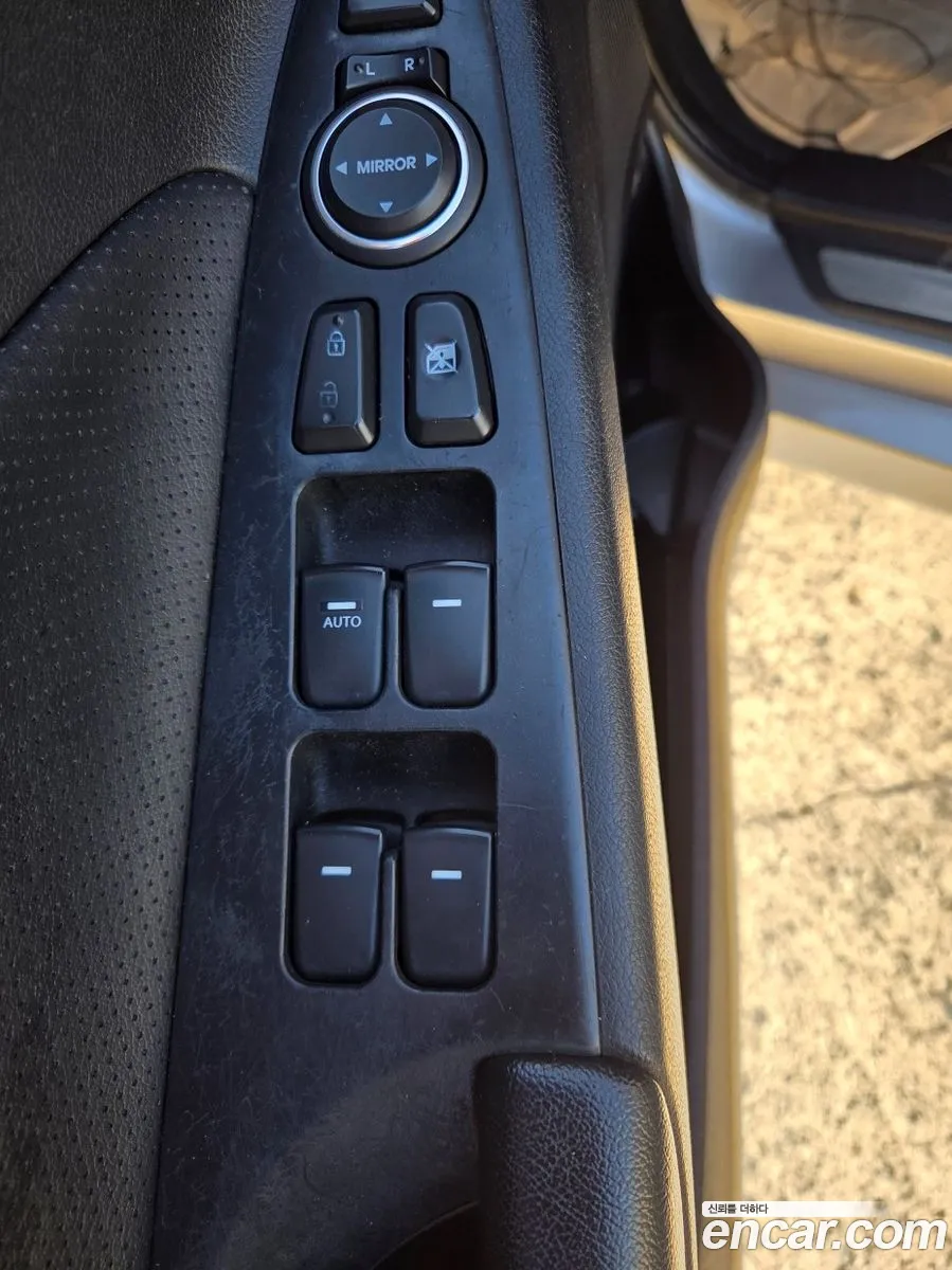 Hyundai Sonata Hybrid 2012 — 18