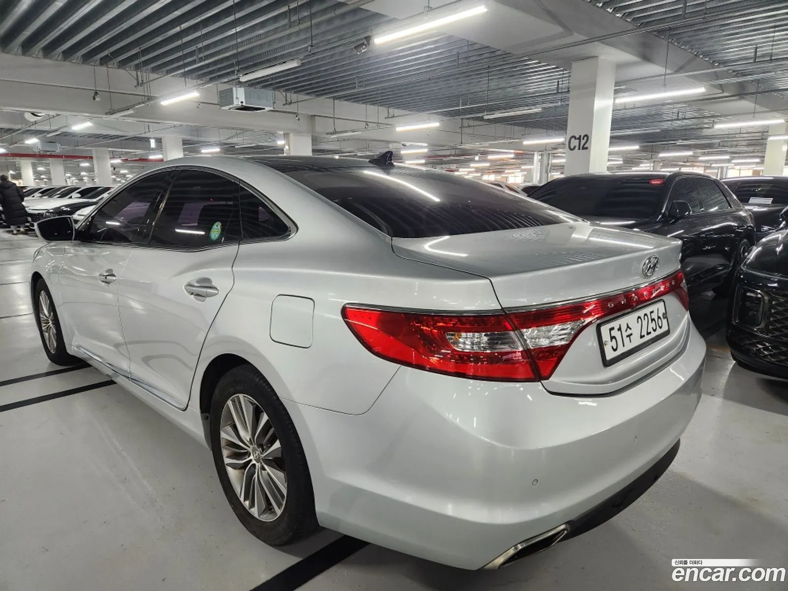 Hyundai Grandeur HG 2014 — 13
