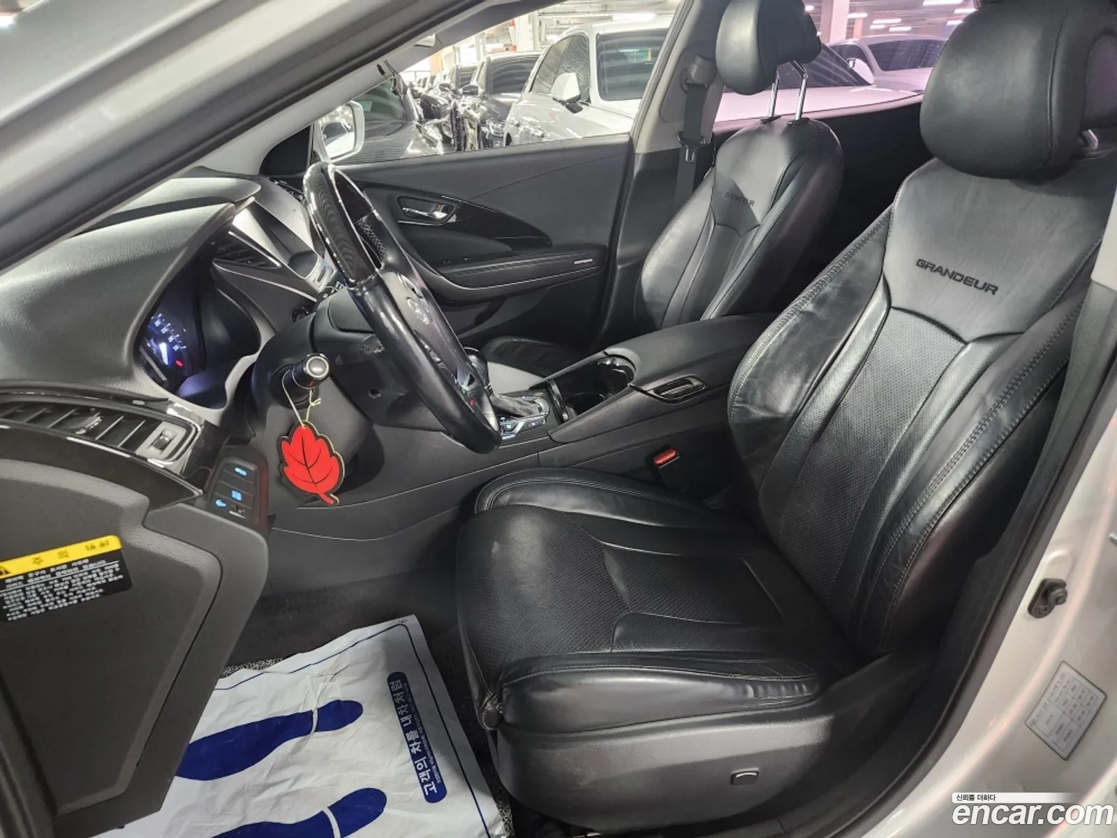 Hyundai Grandeur HG 2014 — 16
