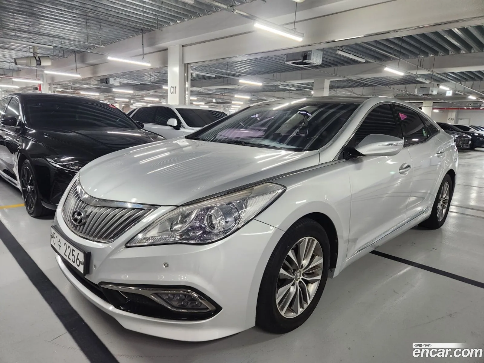 Hyundai Grandeur HG 2014 — 18