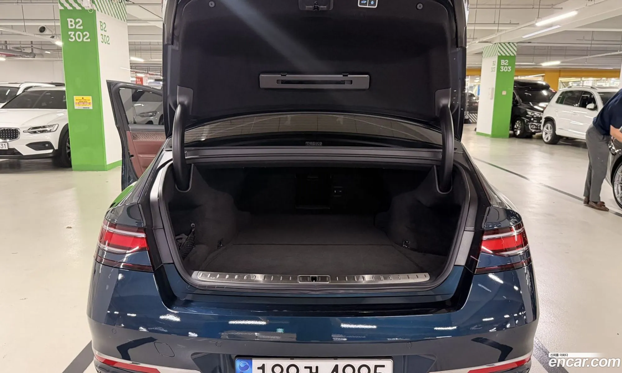 Genesis G90 2023 — 13